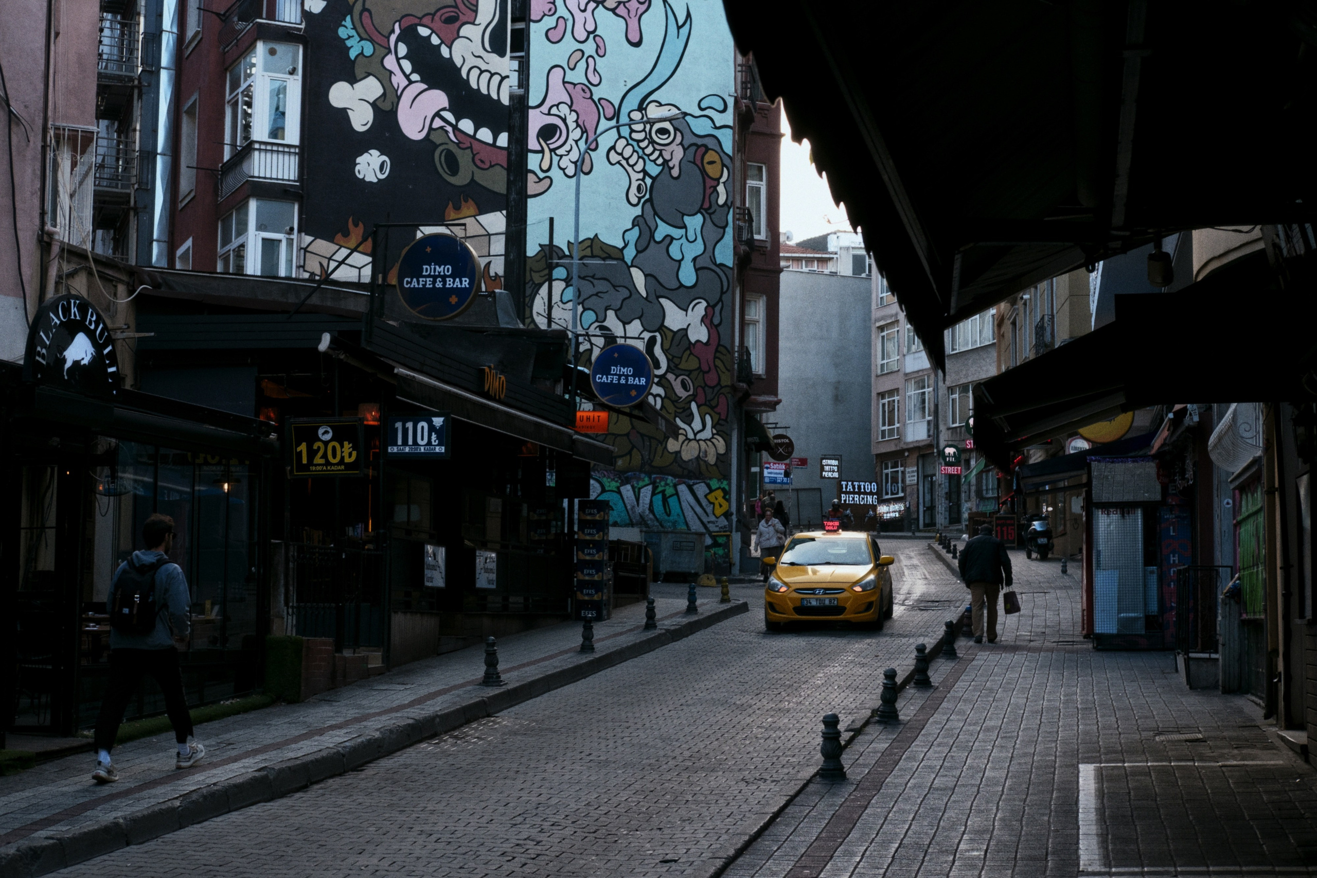 Kadikoy x Moda, Istanbul / Türkey AW25. Фотограф Юрин Евгений