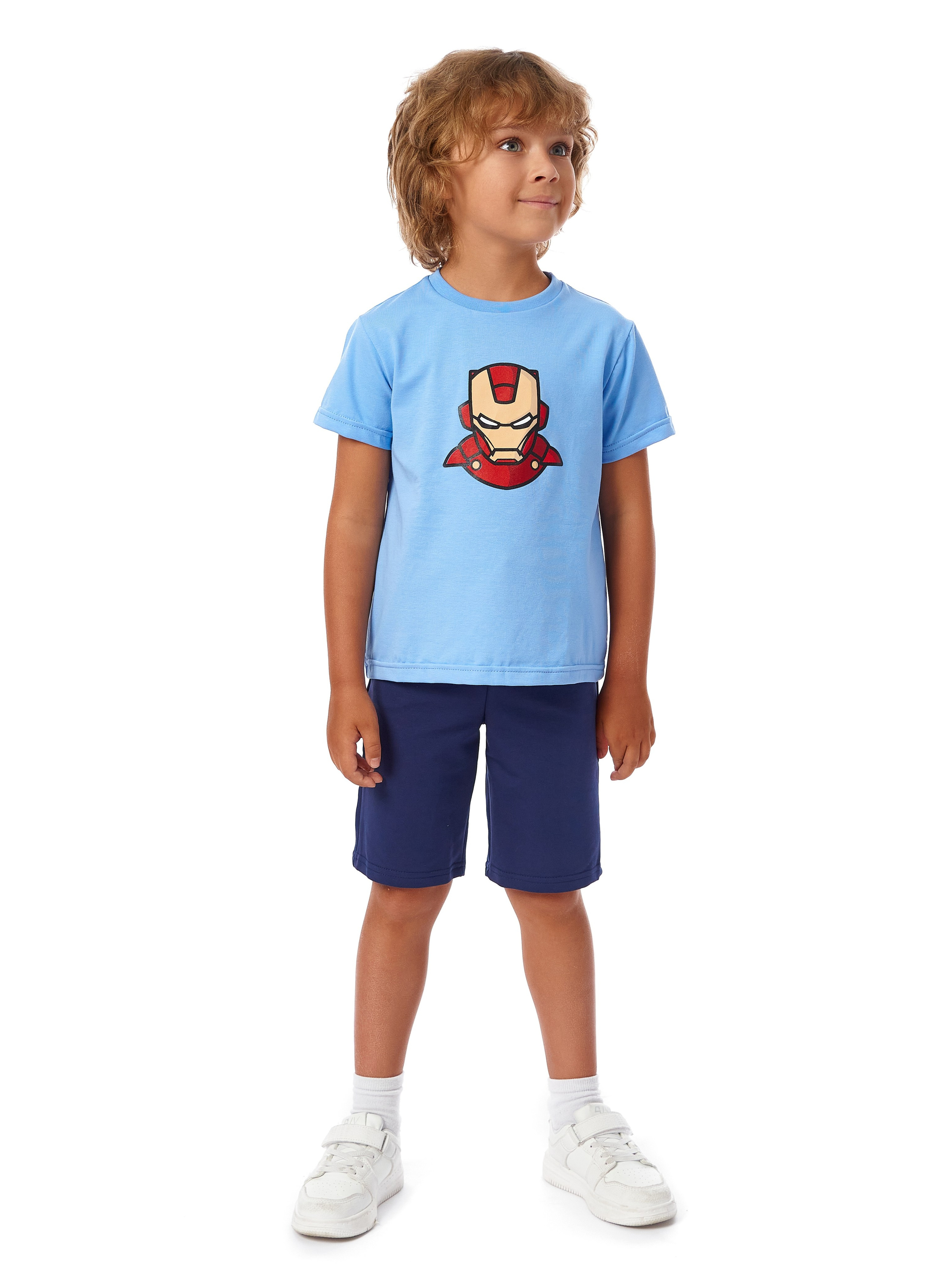 Детские костюмы. Каталожный предметный фотограф