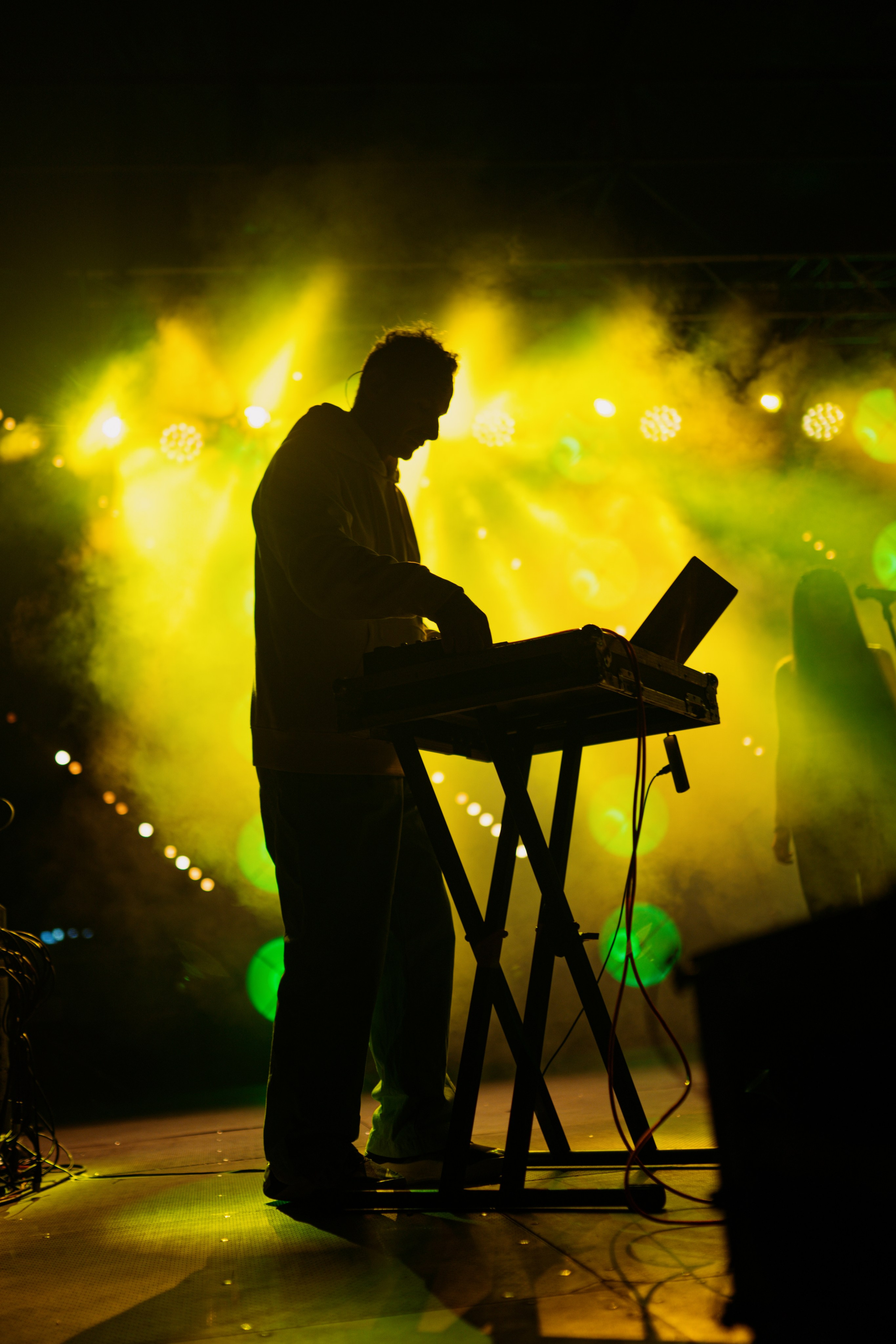 Концерт АИГЕЛ и Zventa Sventana. Евгений Бреча. Коммерческий и бэкстейдж фотограф в Москве