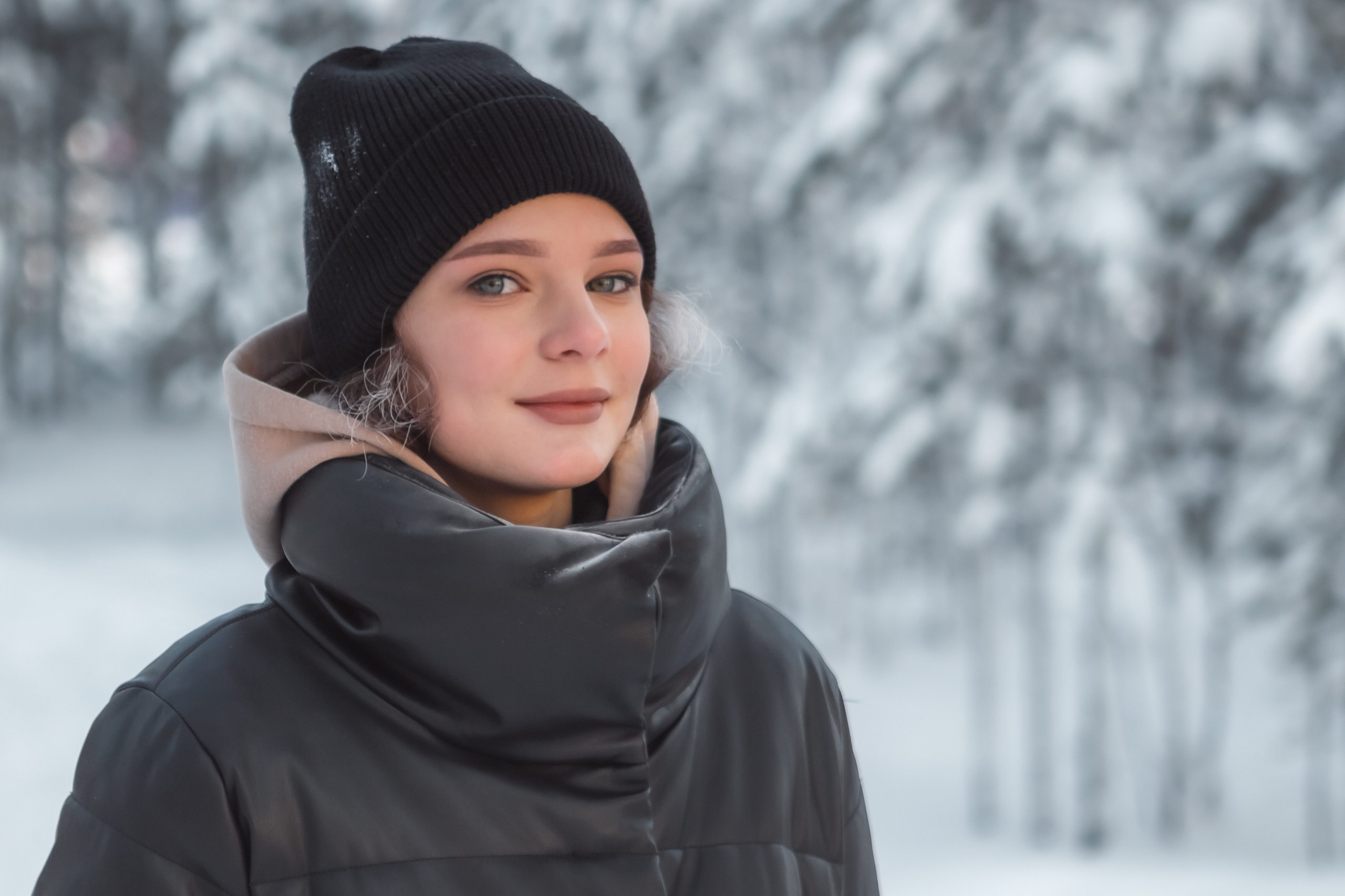 Ангелина в -38. Фотограф Губкинского