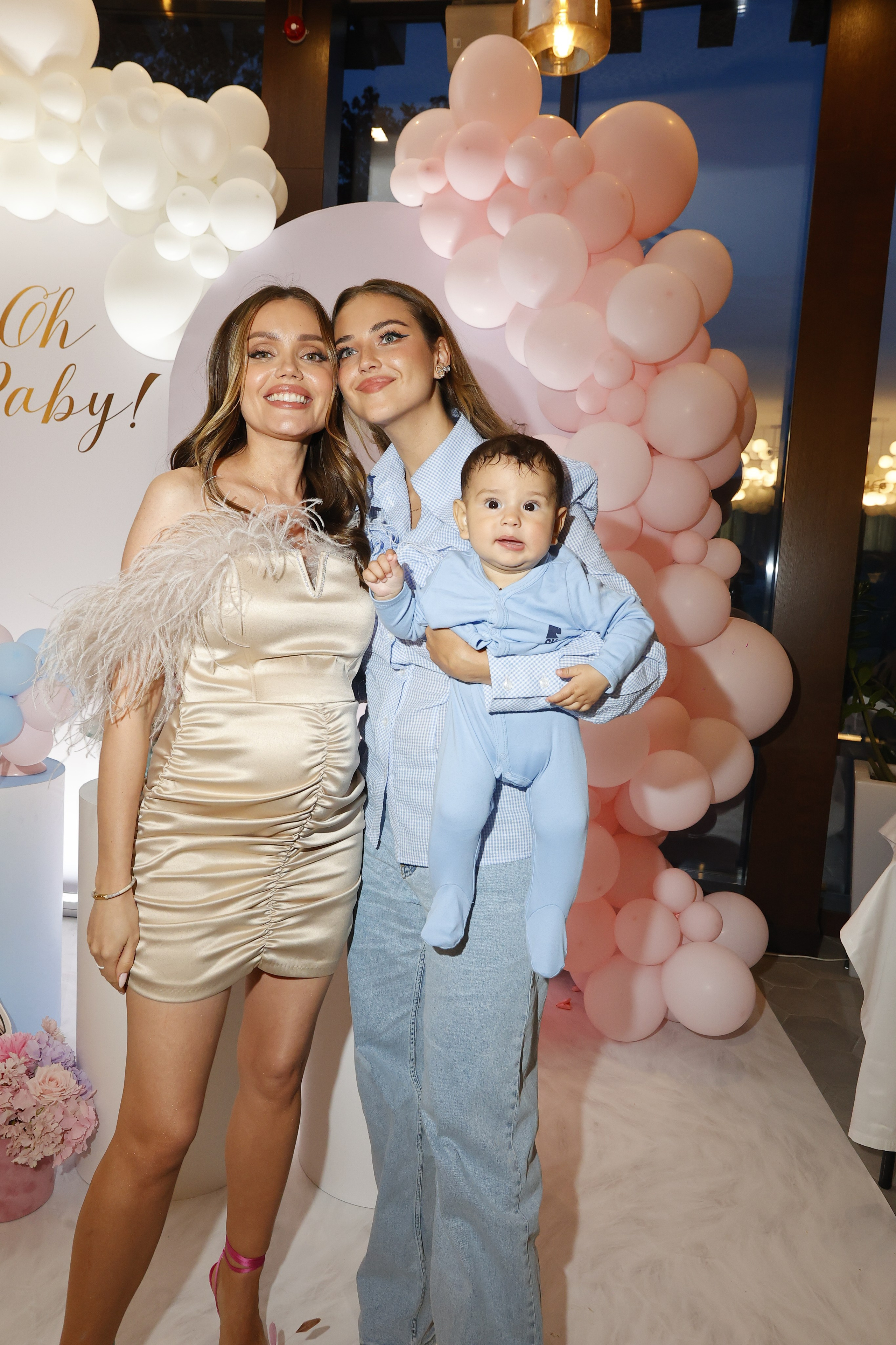 GENDER PARTY АССОЛЬ И ST. Nikolskayasecular