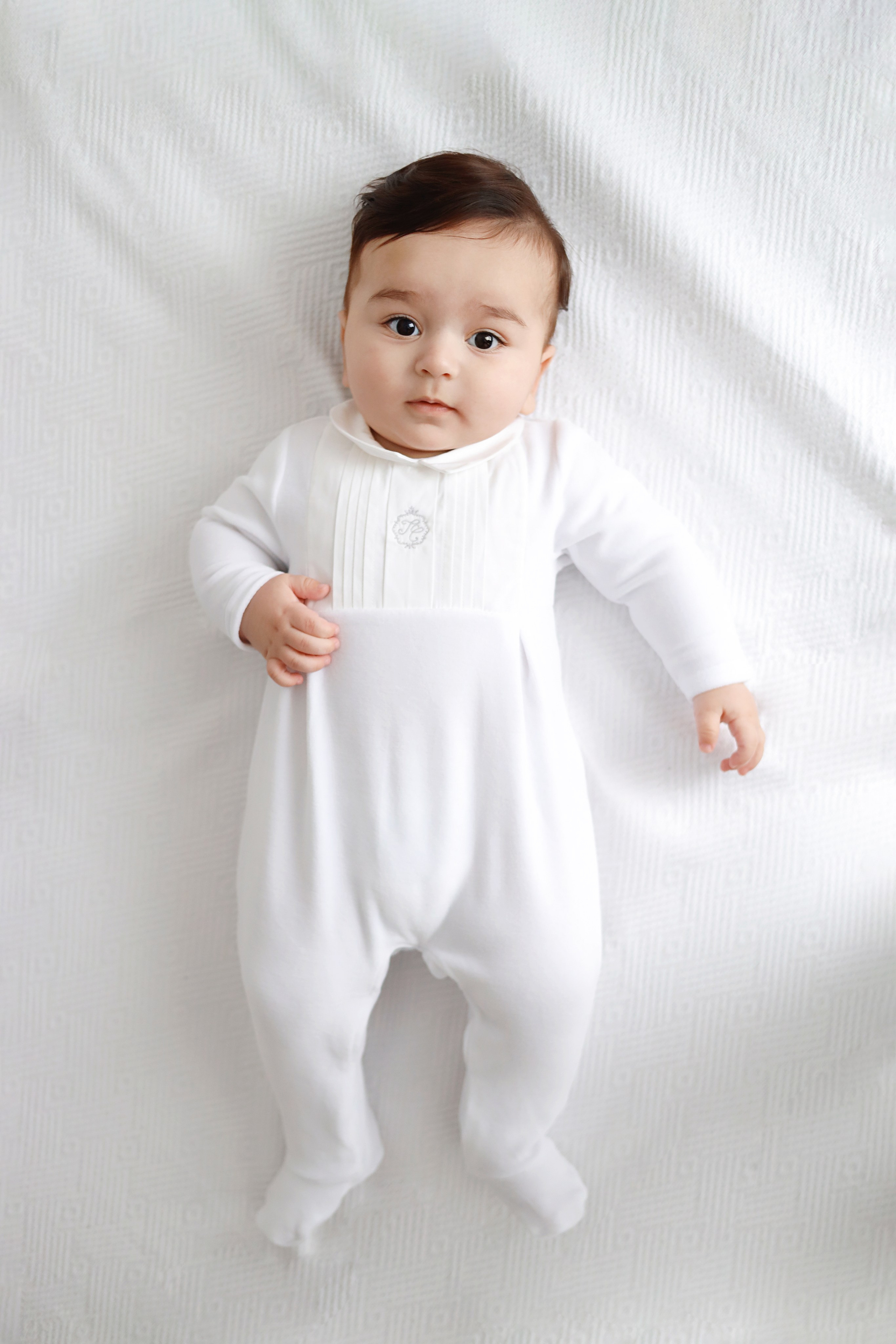 Азнавуру 6 месяцев. Фотограф новорожденных Москва. Ньюборн фотограф Москва