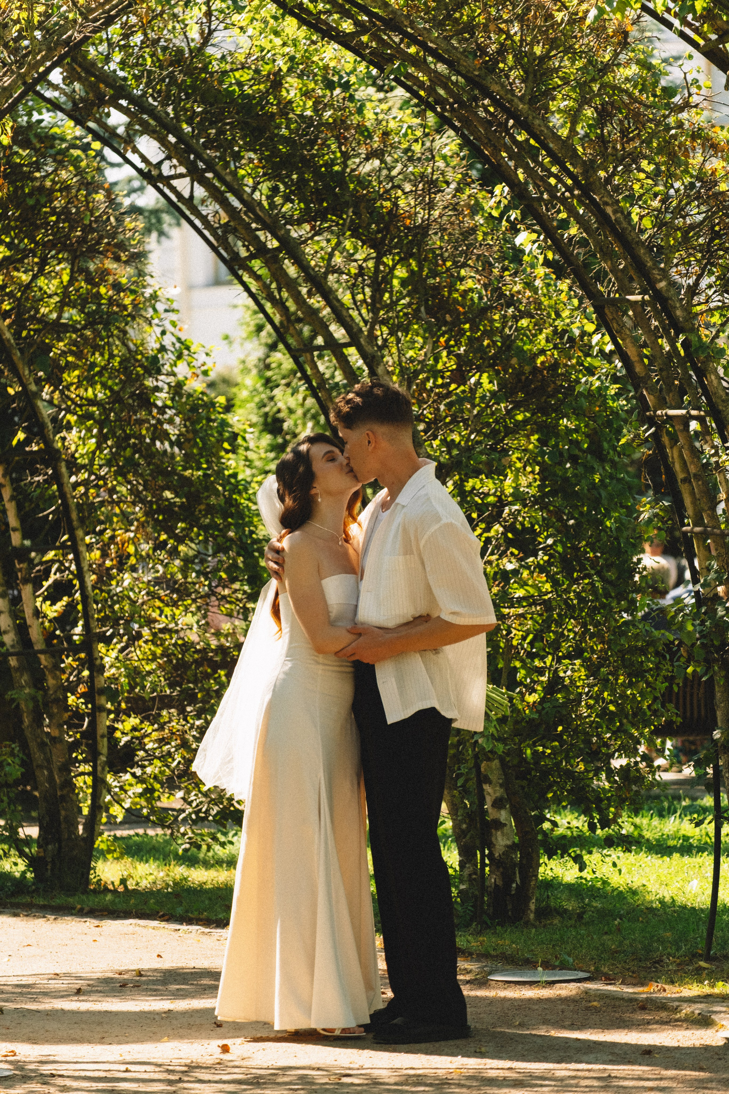 СВАДЕБНАЯ СЬЕМКА В ПЕТЕРГОФЕ И СЬЕМКА РЕПОРТАЖА В ЗАГСЕ ПЕТЕРГОФА. Профессиональный фотограф, Санкт-Петербург — Виктория Богомолова