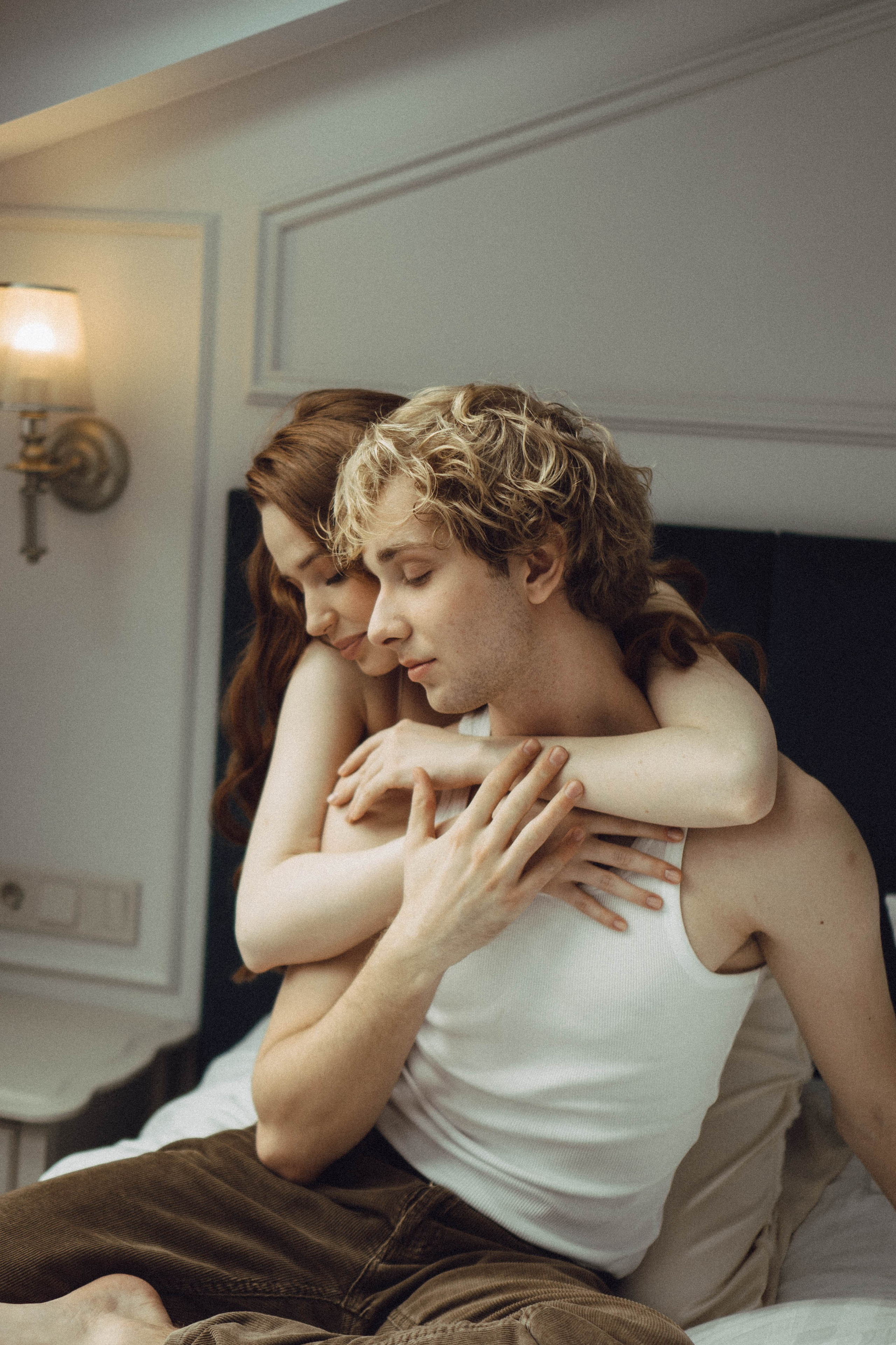 СВАДЕБНАЯ СЬЕМКА В ОТЕЛЕ. СБОРЫ ЖЕНИХА И НЕВЕСТЫ И ТАКЖЕ ТОР И ПОДГОТОВКА К ПРОГУЛКЕ. Профессиональный фотограф, Санкт-Петербург — Виктория Богомолова