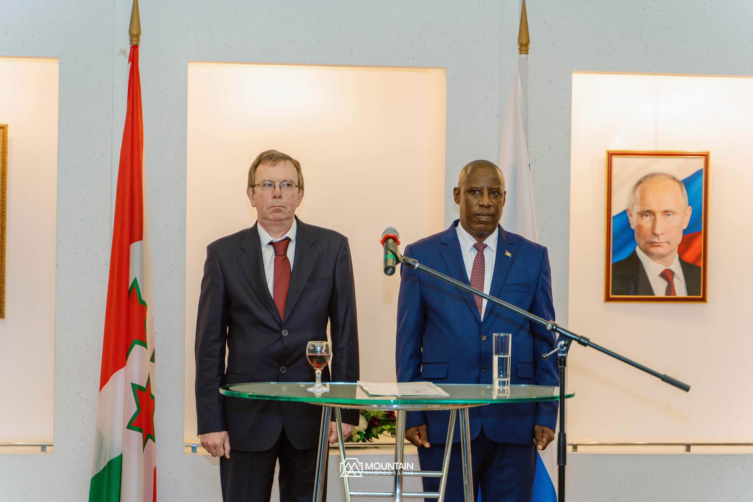 Burundi Indepence Celebration. Photographer based in moscow Peter Tchana