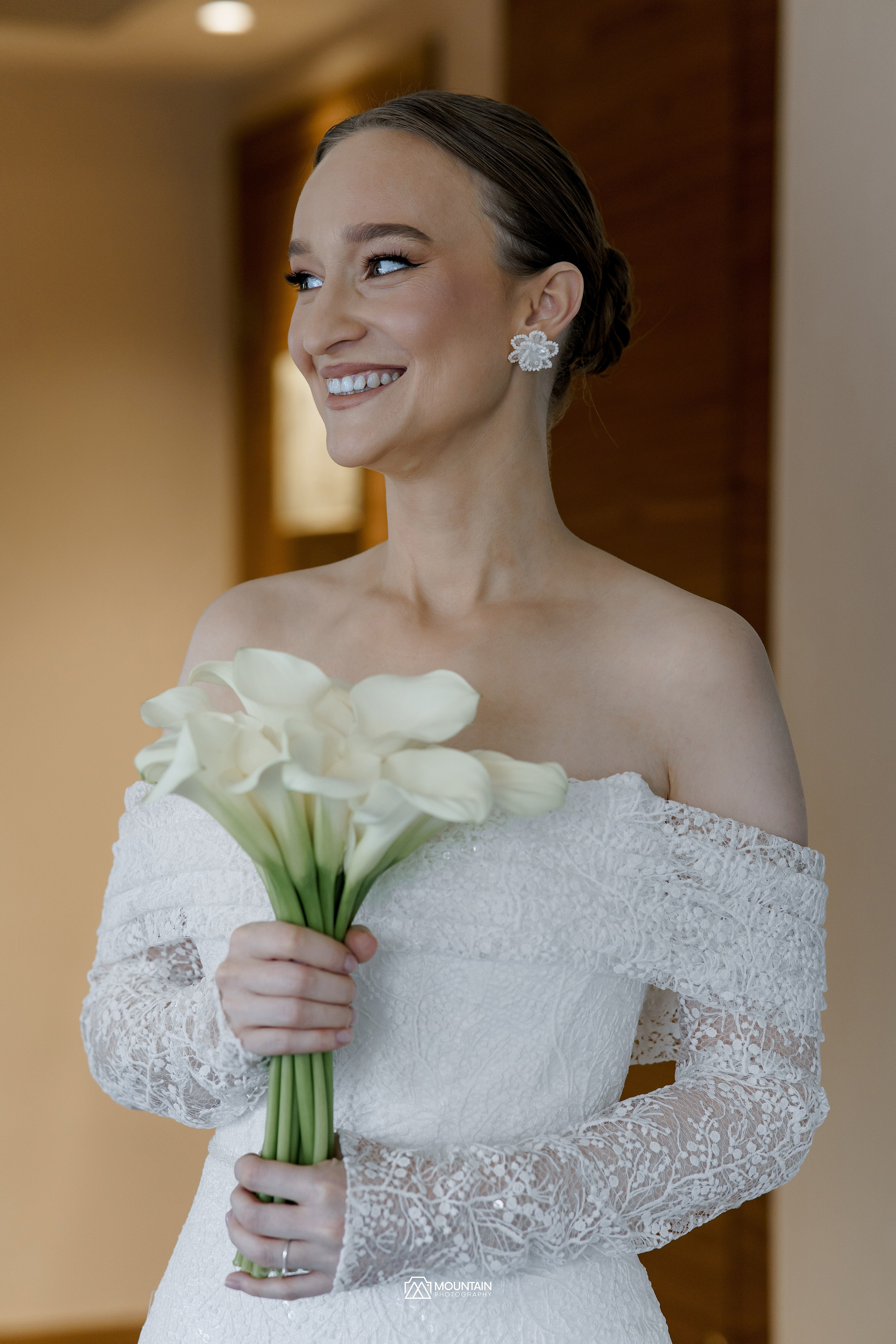 Oludola and Anastasia. Photographer based in moscow Peter Tchana