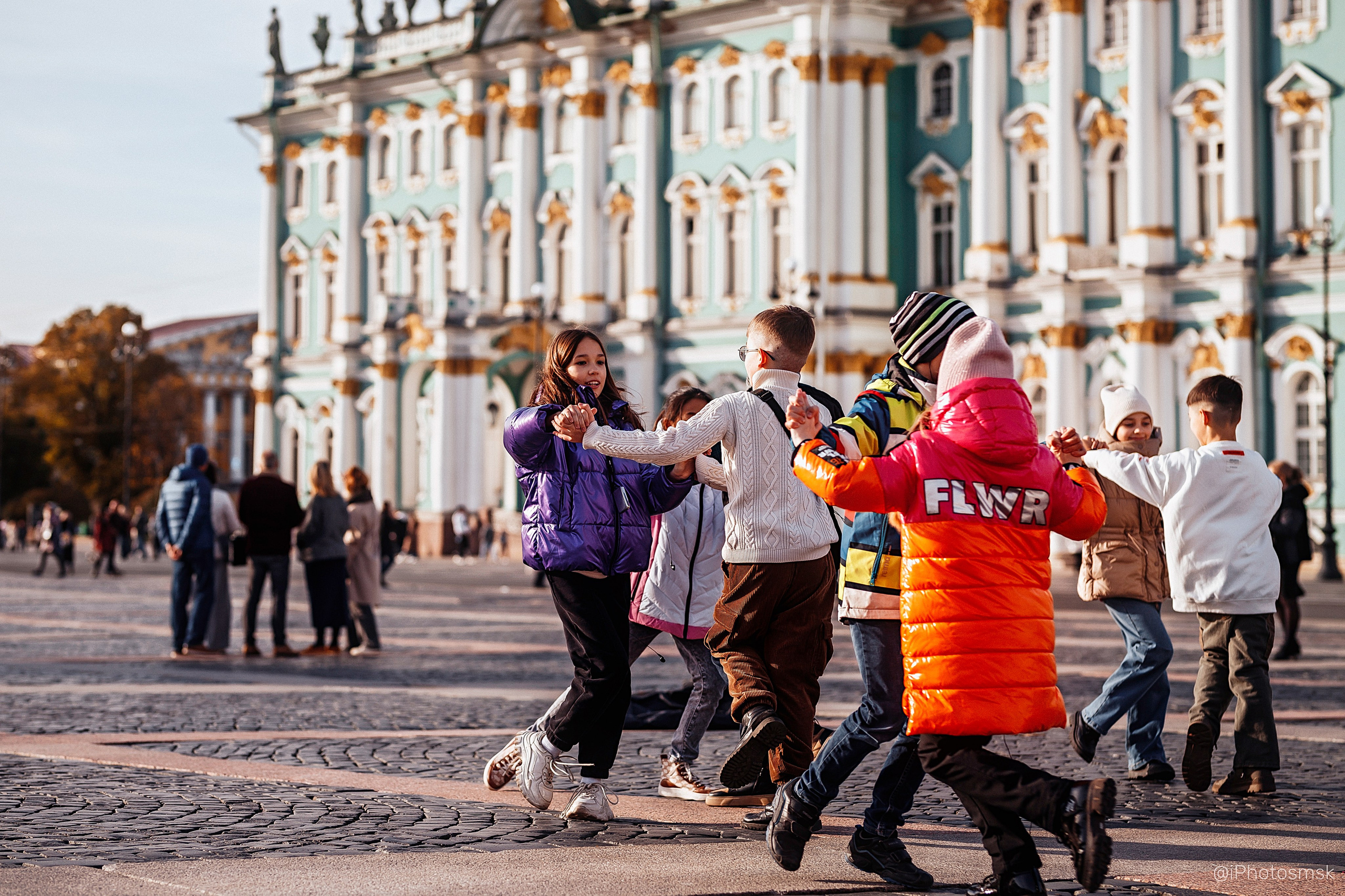 Звёздный вальс на дворцовой площади
