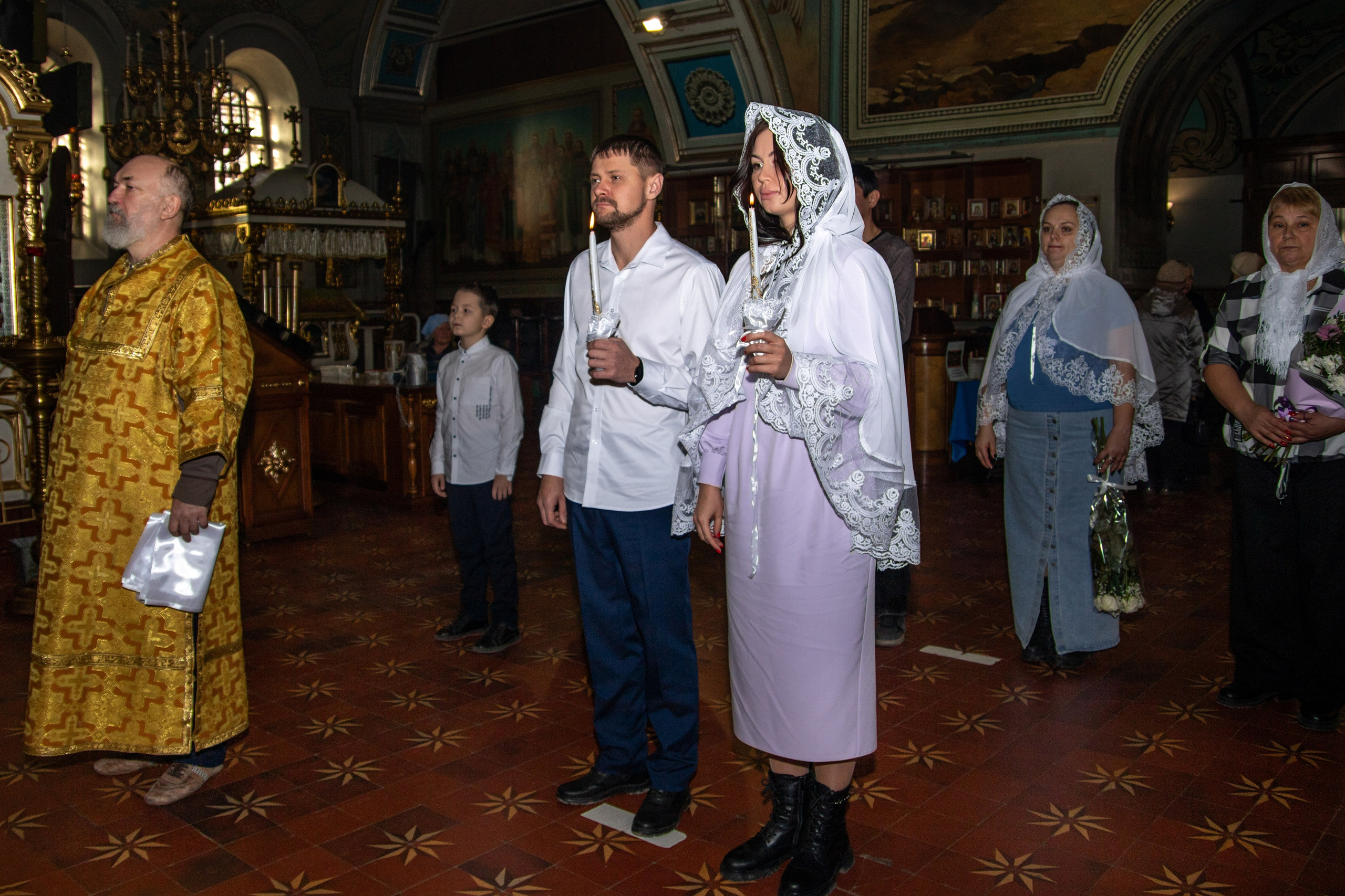 Венчание. Церковь Петра и Павла. Фотограф в Самаре Алексей Головачёв