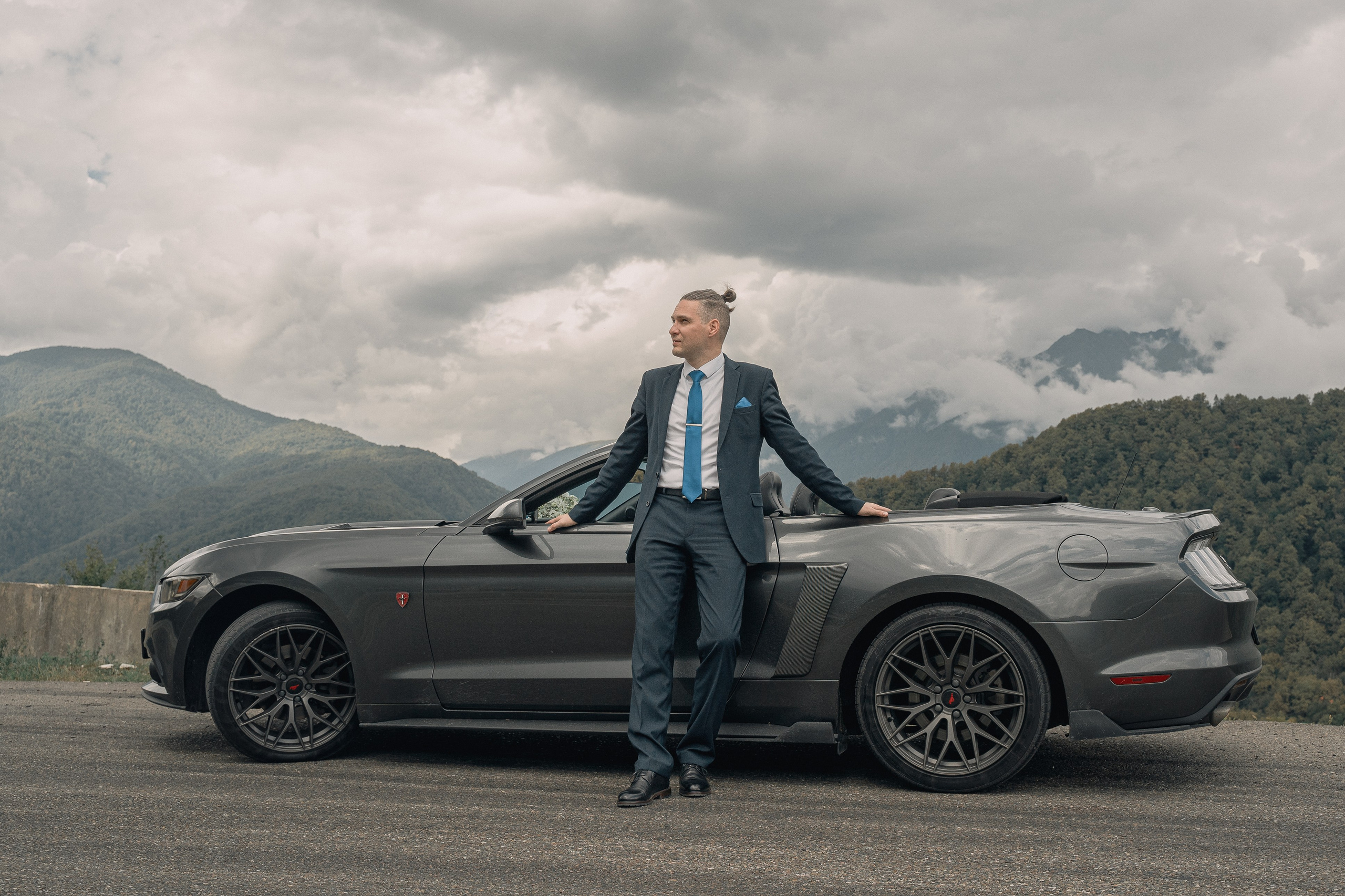 Фотосессия на Кабриолете Сочи в Адлере и на Красной Поляне