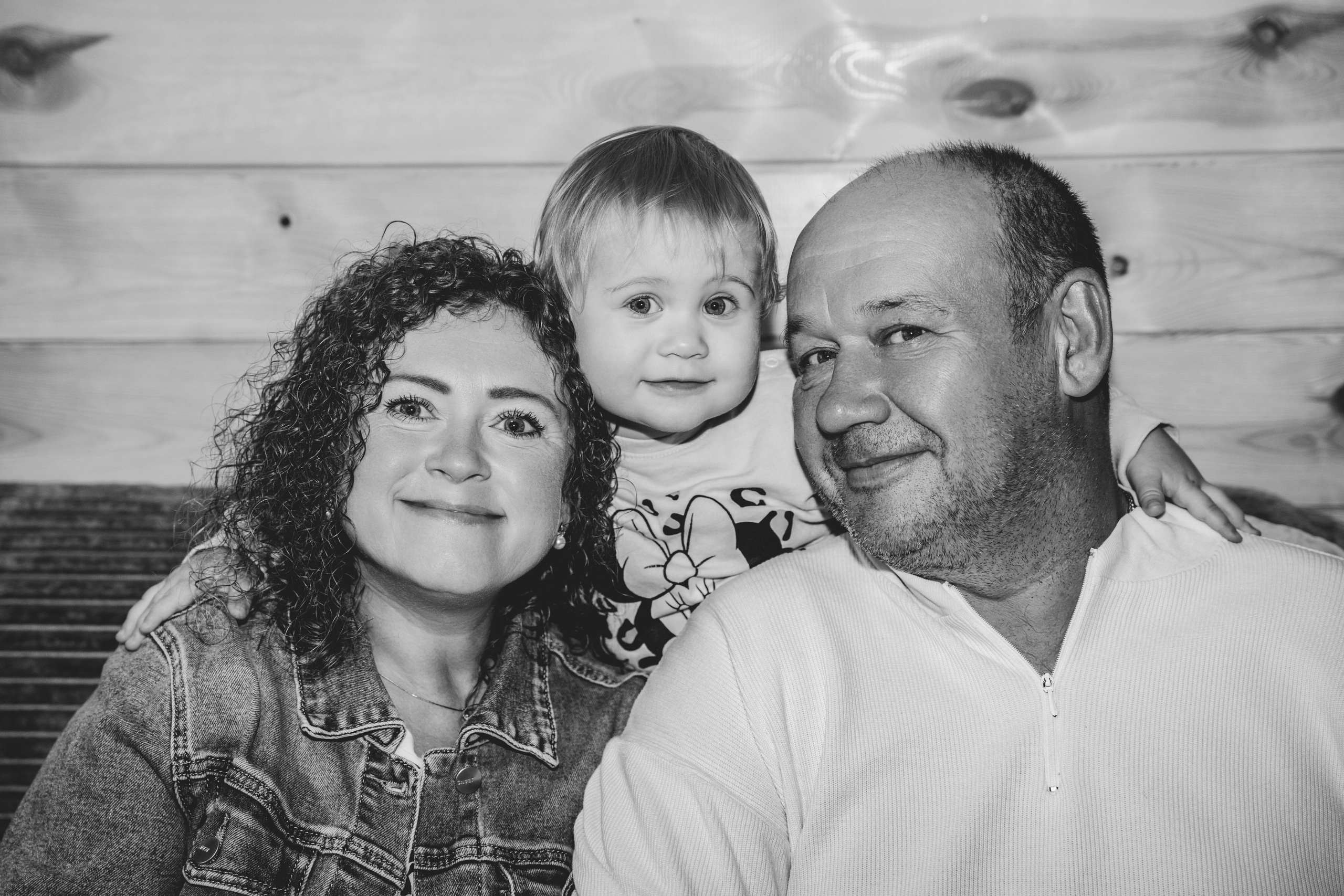 С внучкой. Любимые бабушка и деда