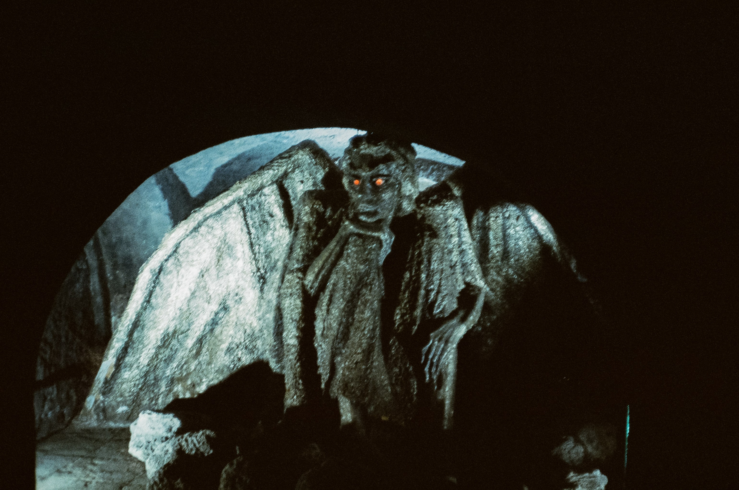 Кисловодск вечером, музей Ярошенко / Ricoh 500GS / SFL 500T