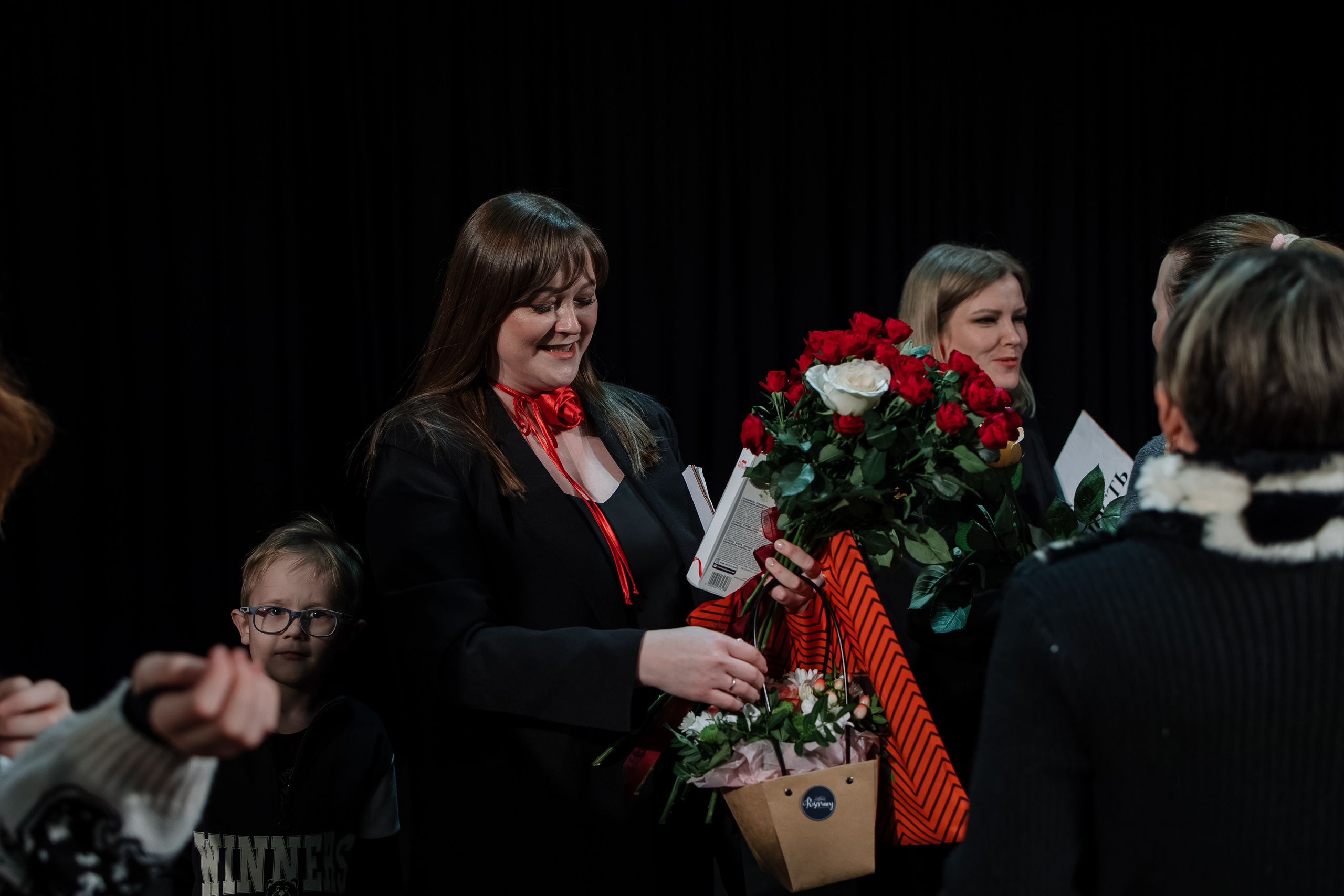 Спектакль. Свадебный фотограф