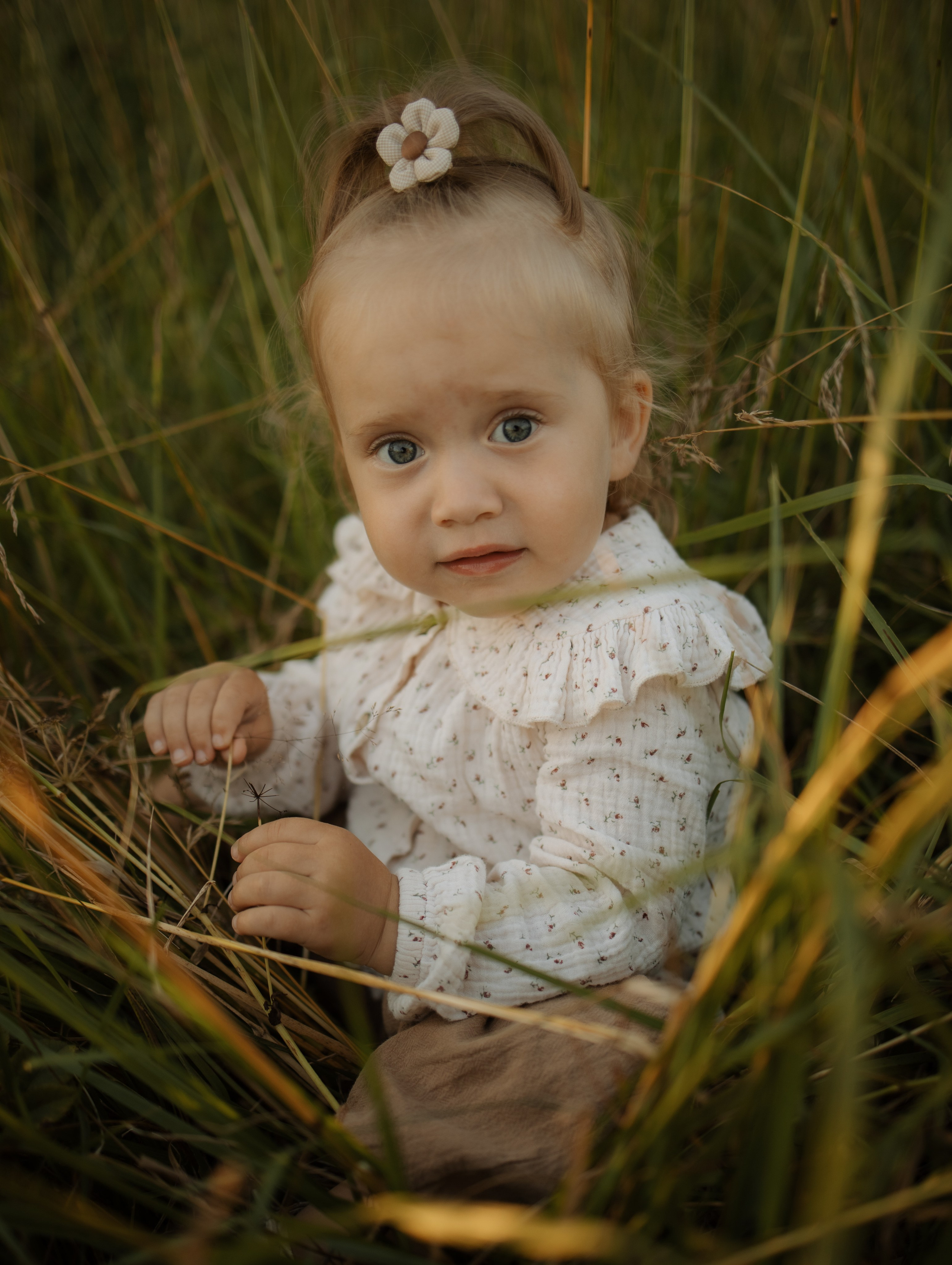 Фотосессия мамы и дочки в поле. Фотограф Углич и Ярославль Ольга Тятюшкина