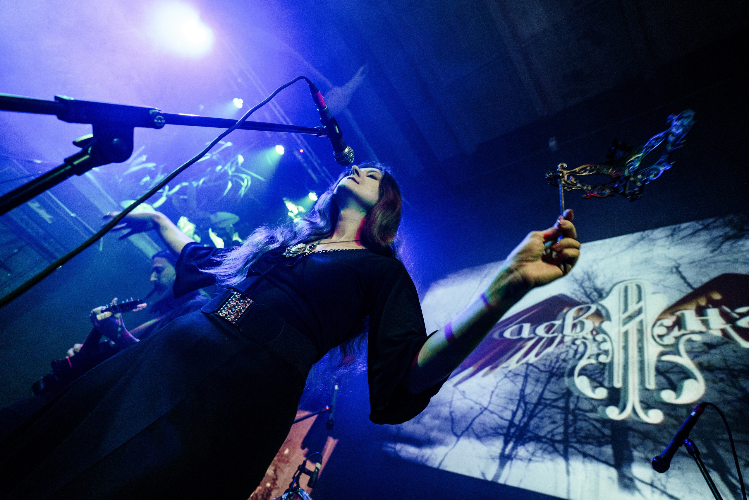 Inside the Rain|Ласточка. Концертный и репортажный фотограф в Санкт-Петербурге Слава Пахомов