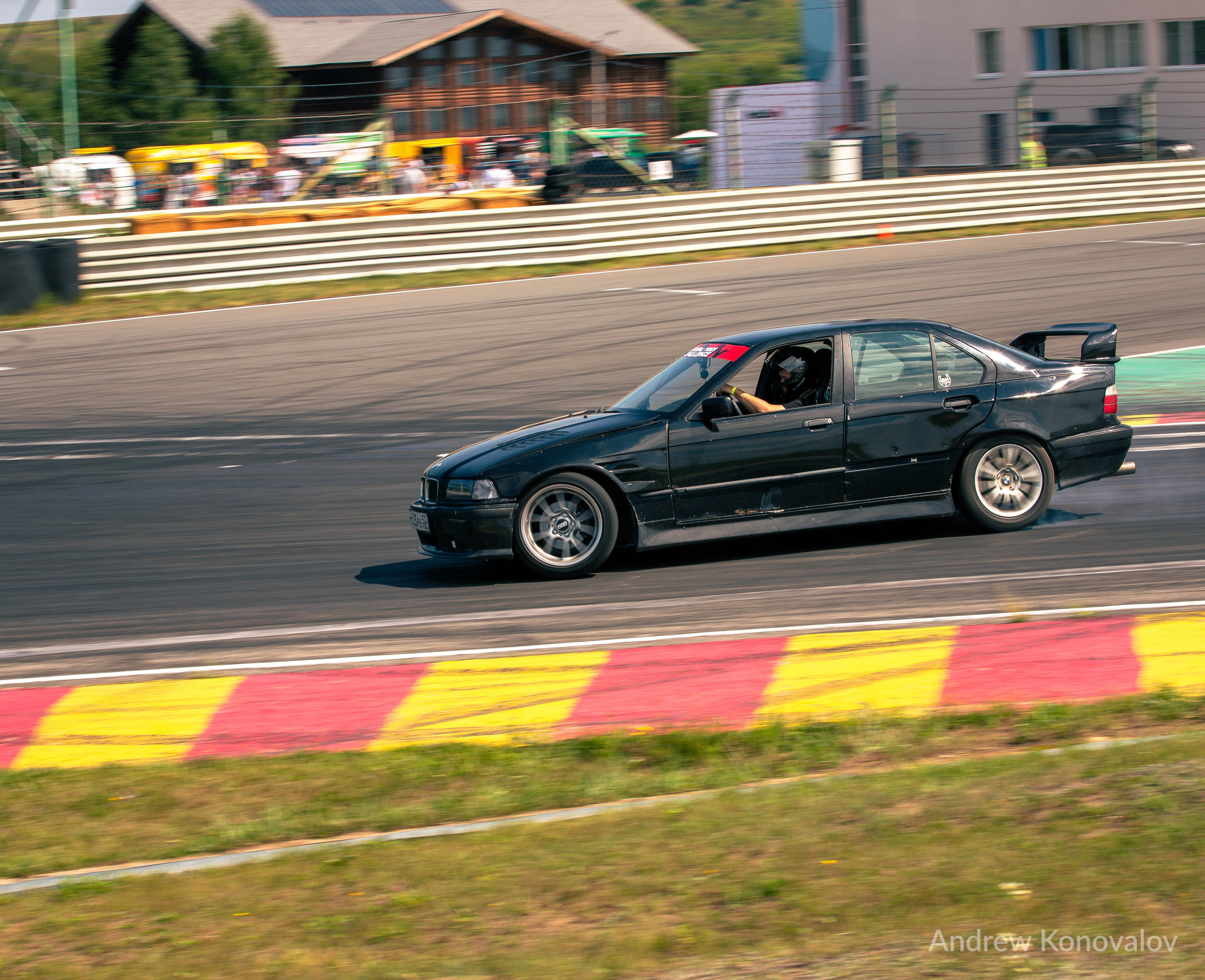 NotDaily — Летний сезон. Андрей Коновалов — фотограф автомобилей и автоспорта