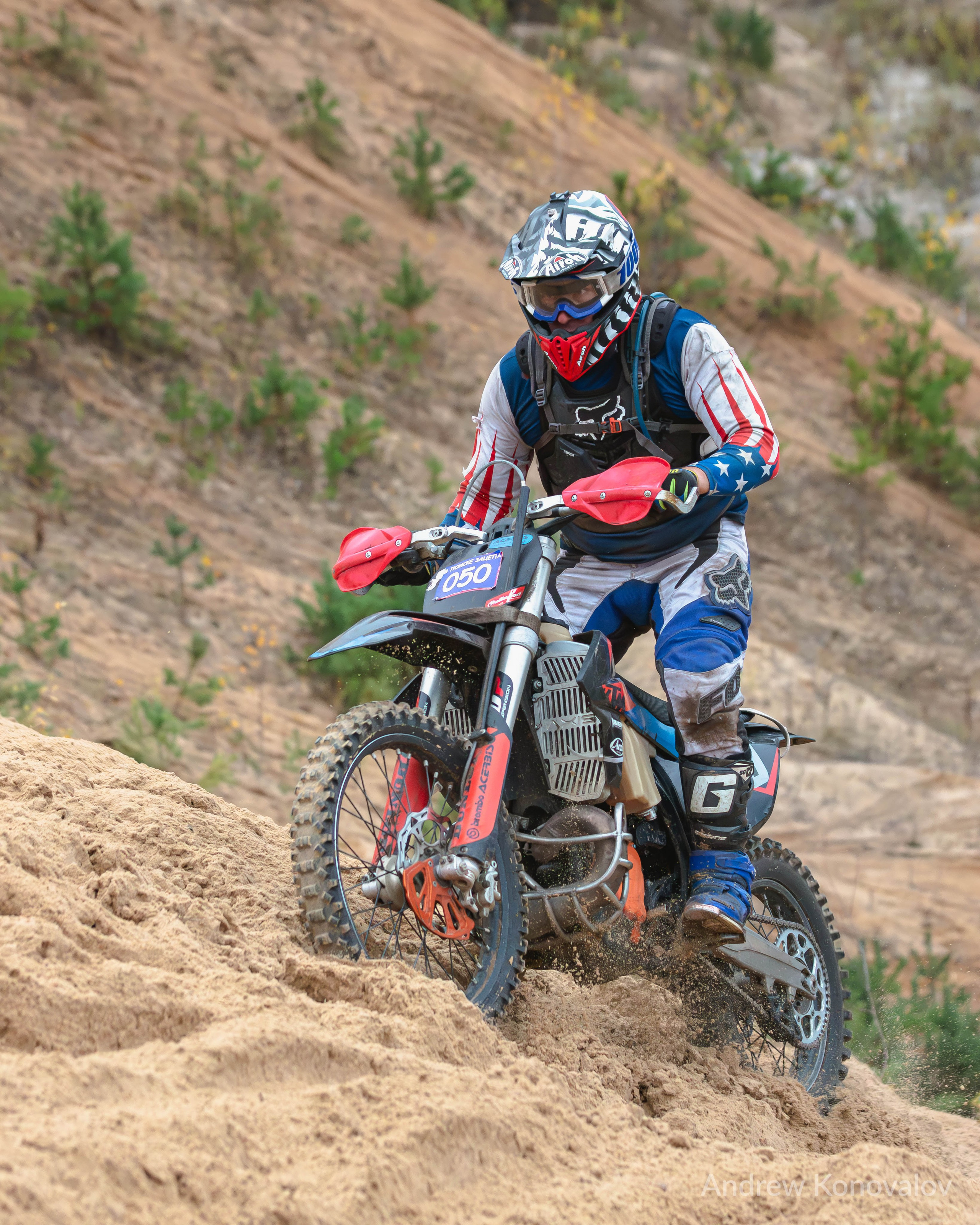 «В поиске зацепа» — Эндуро. Андрей Коновалов — фотограф автомобилей и автоспорта
