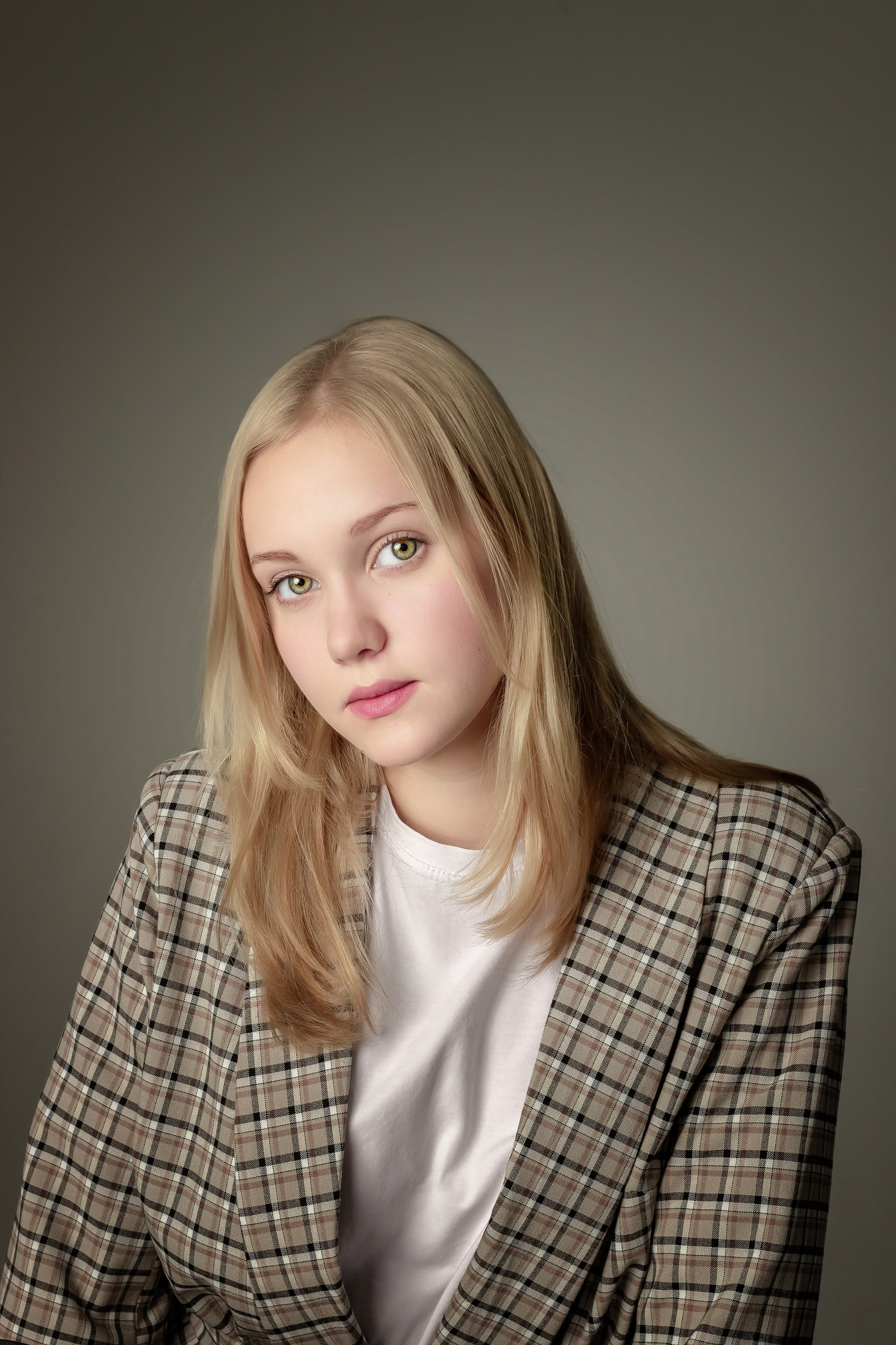 Портреты. Ваш фотограф в Екатеринбурге Максим Мухин