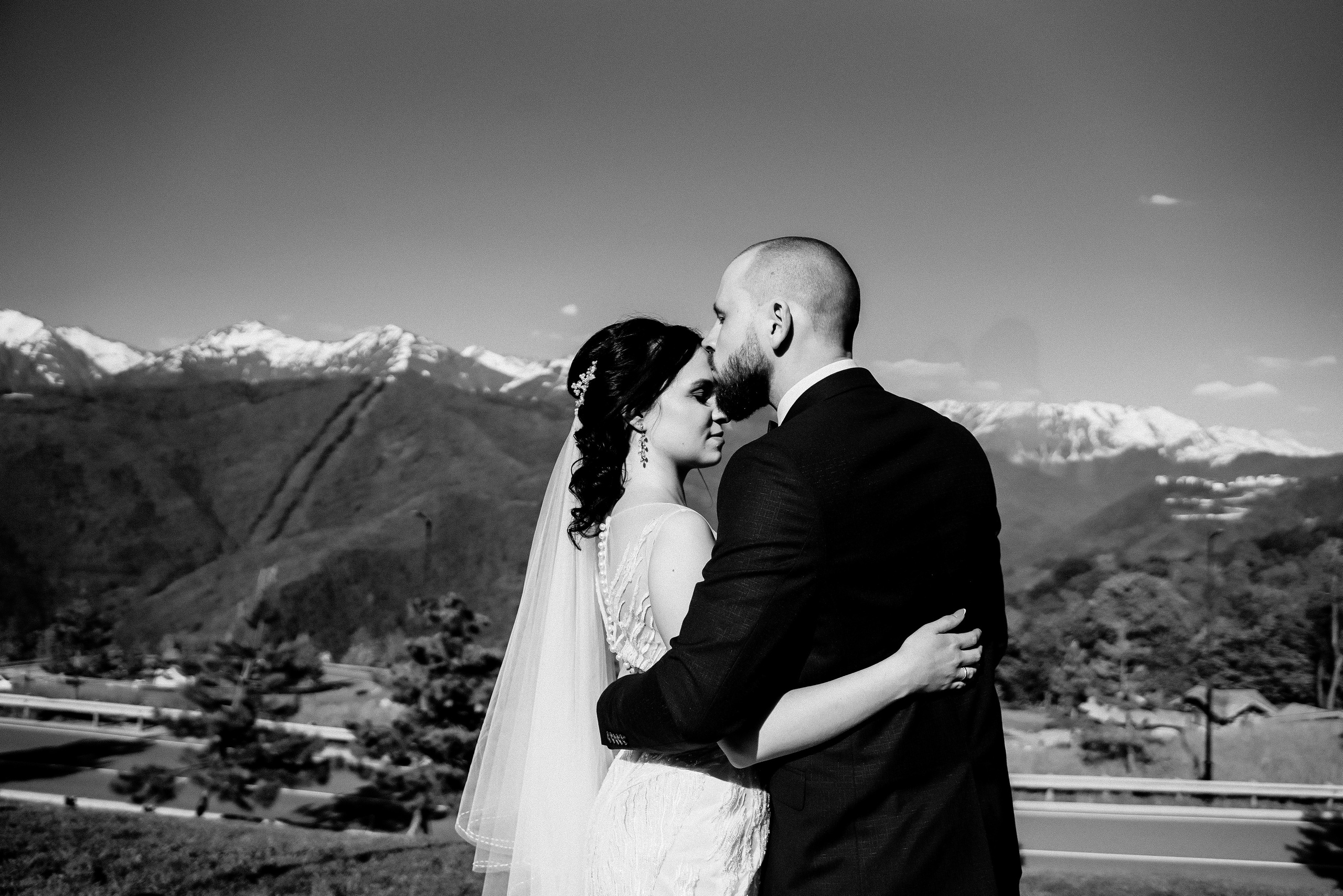 Владимир & Марина. Свадебный фотограф город Сочи Красная Поляна Адлер