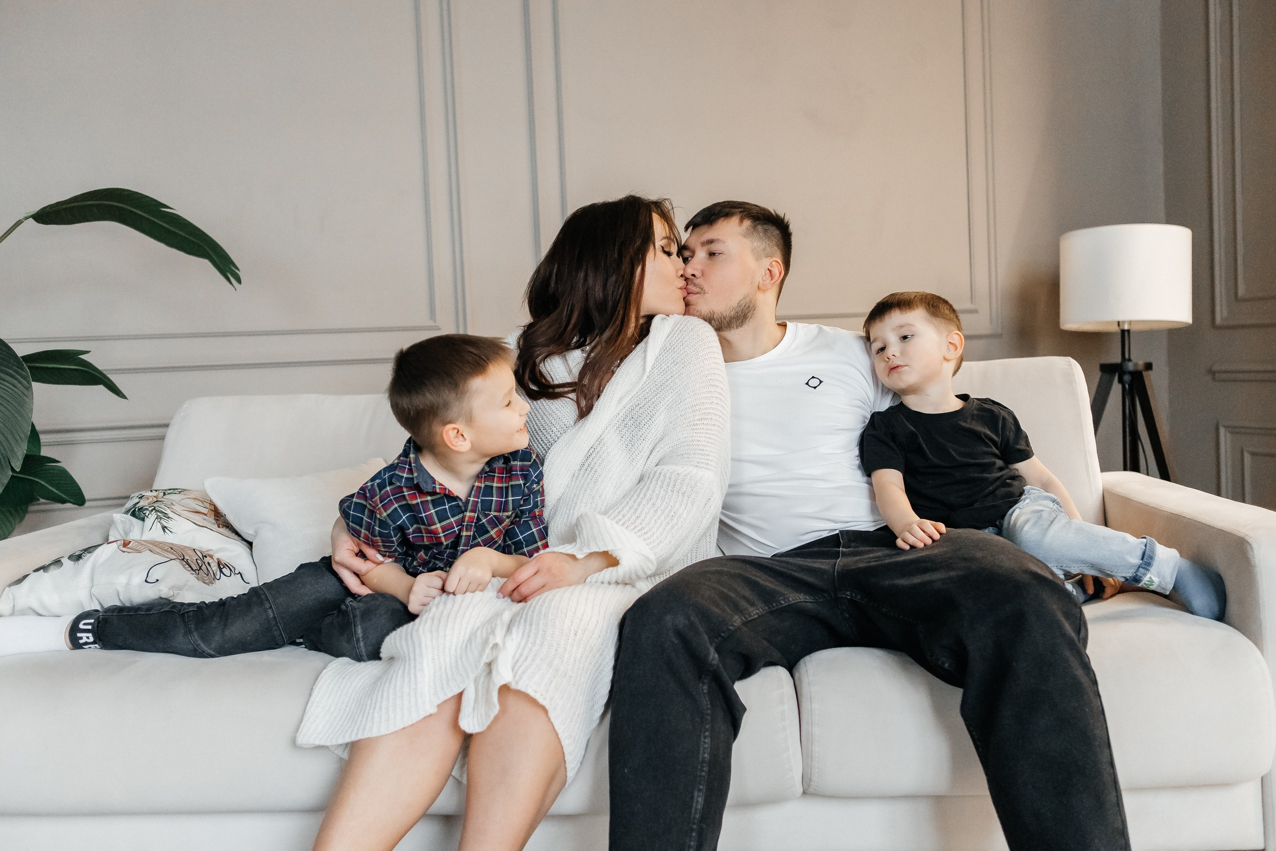 Рина Антон и ребята. Свадебный фотограф в Москве