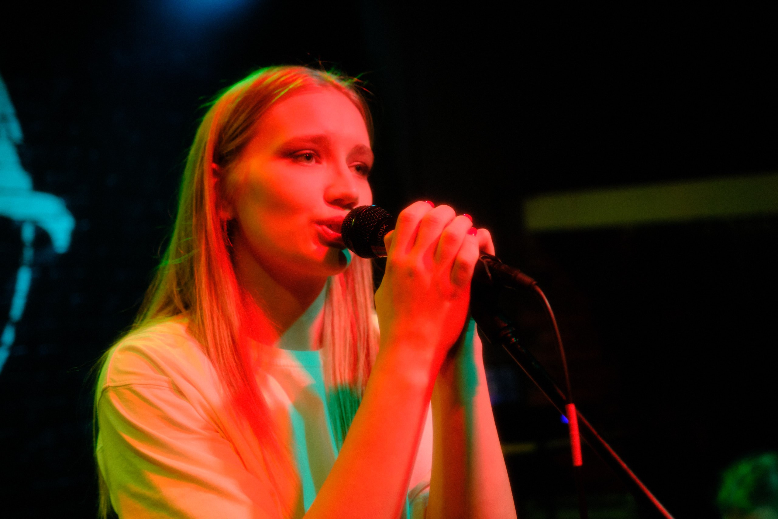 ArtaPub. Антон Ив