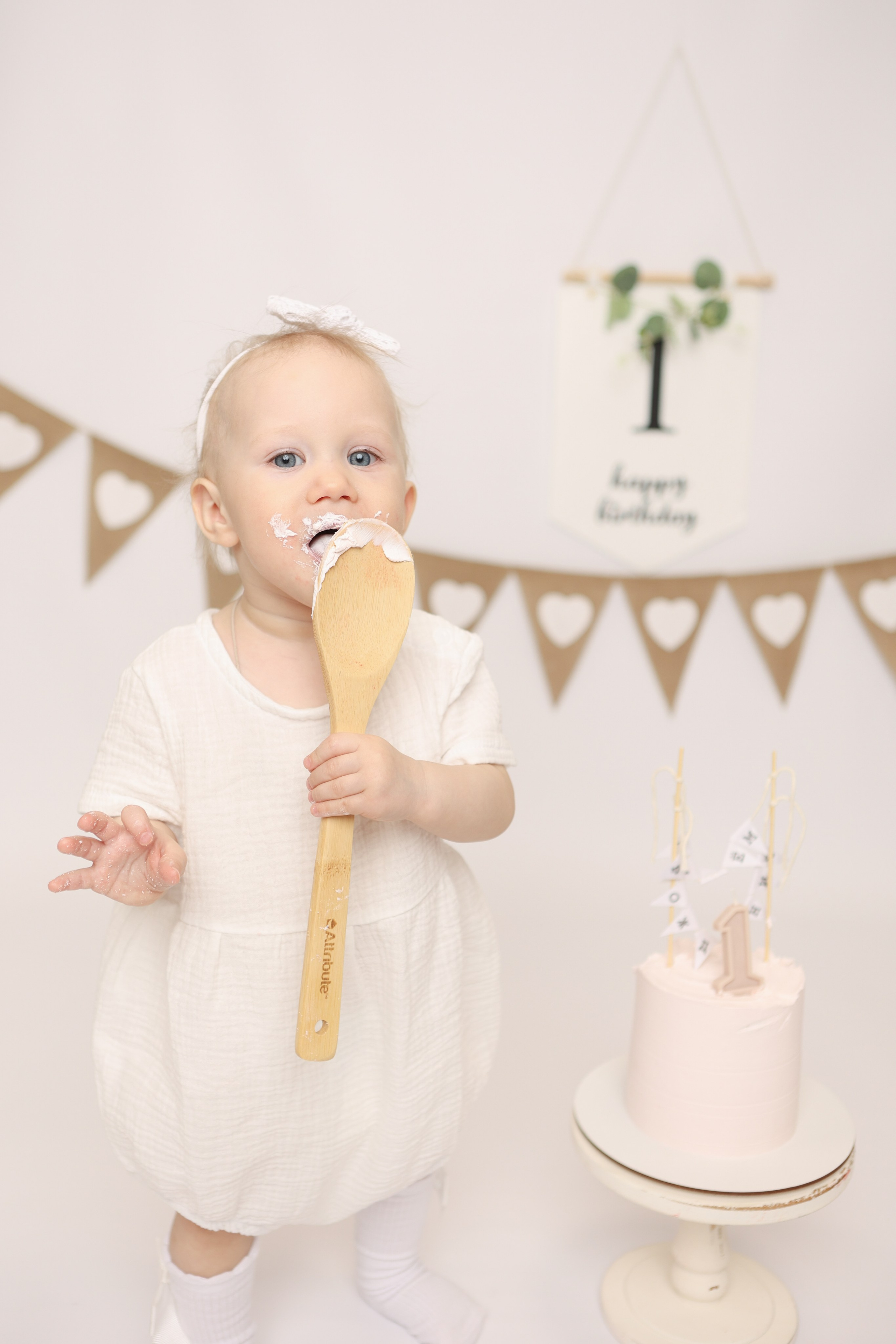 Крушение тортика. Фотограф новорожденных. Детский и семейный фотограф Марьяна Юдина