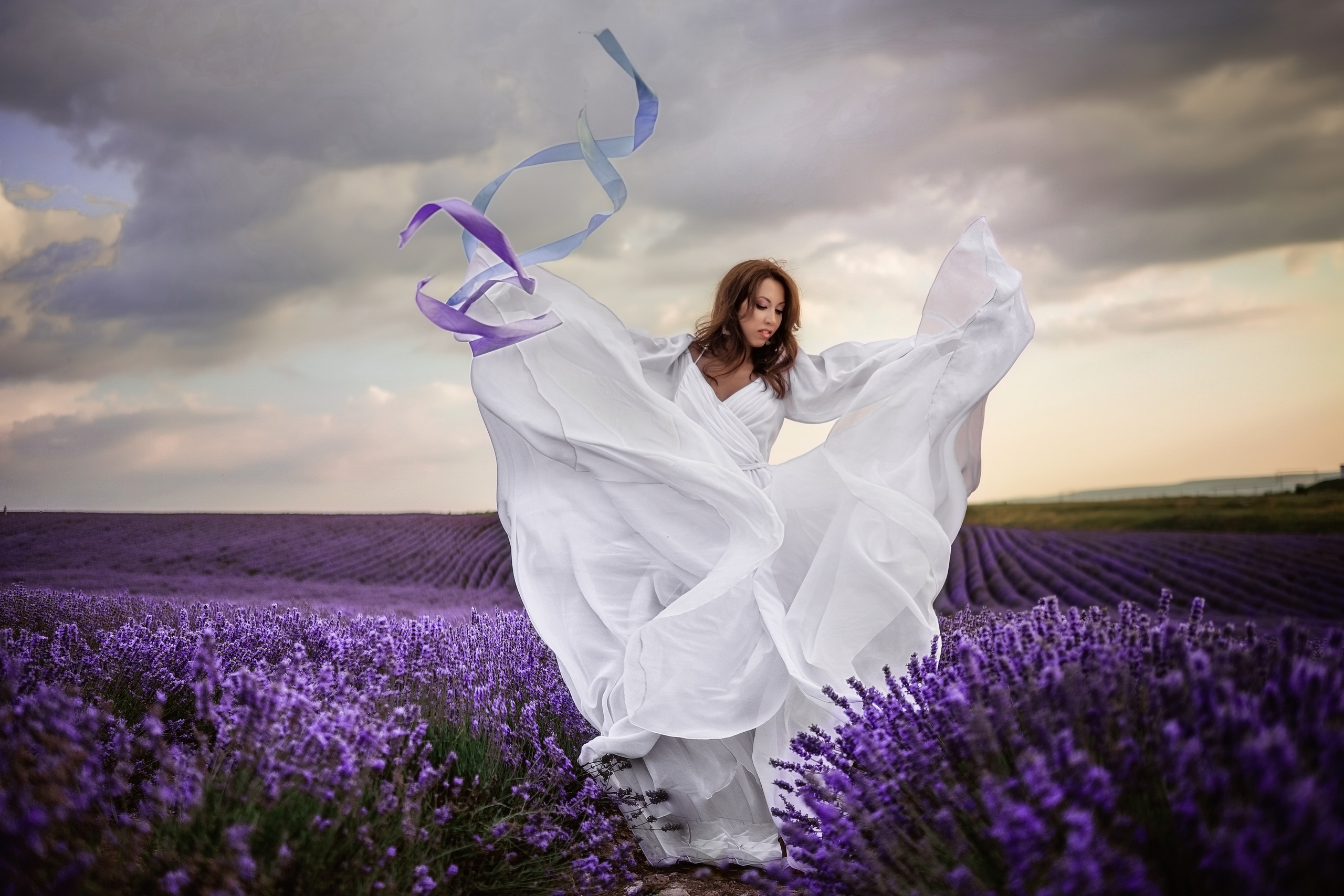Фотосессия в лаванде. Свадебный и семейный фотограф и видеограф, Крым, Москва, Санкт -Петербург