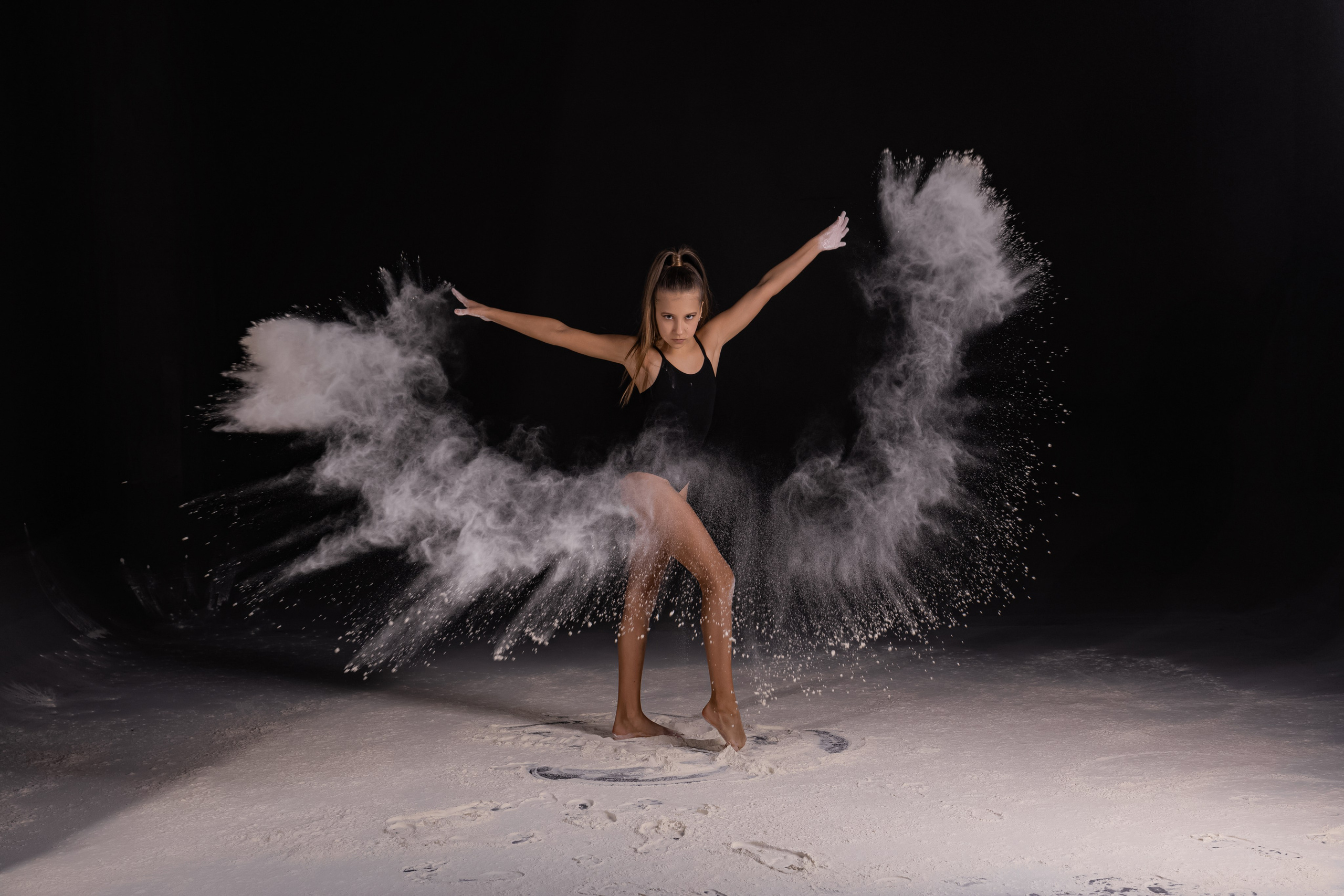 Александра фотосессия с мукой. Семейный, детский фотограф в Твери Кираева Лилия