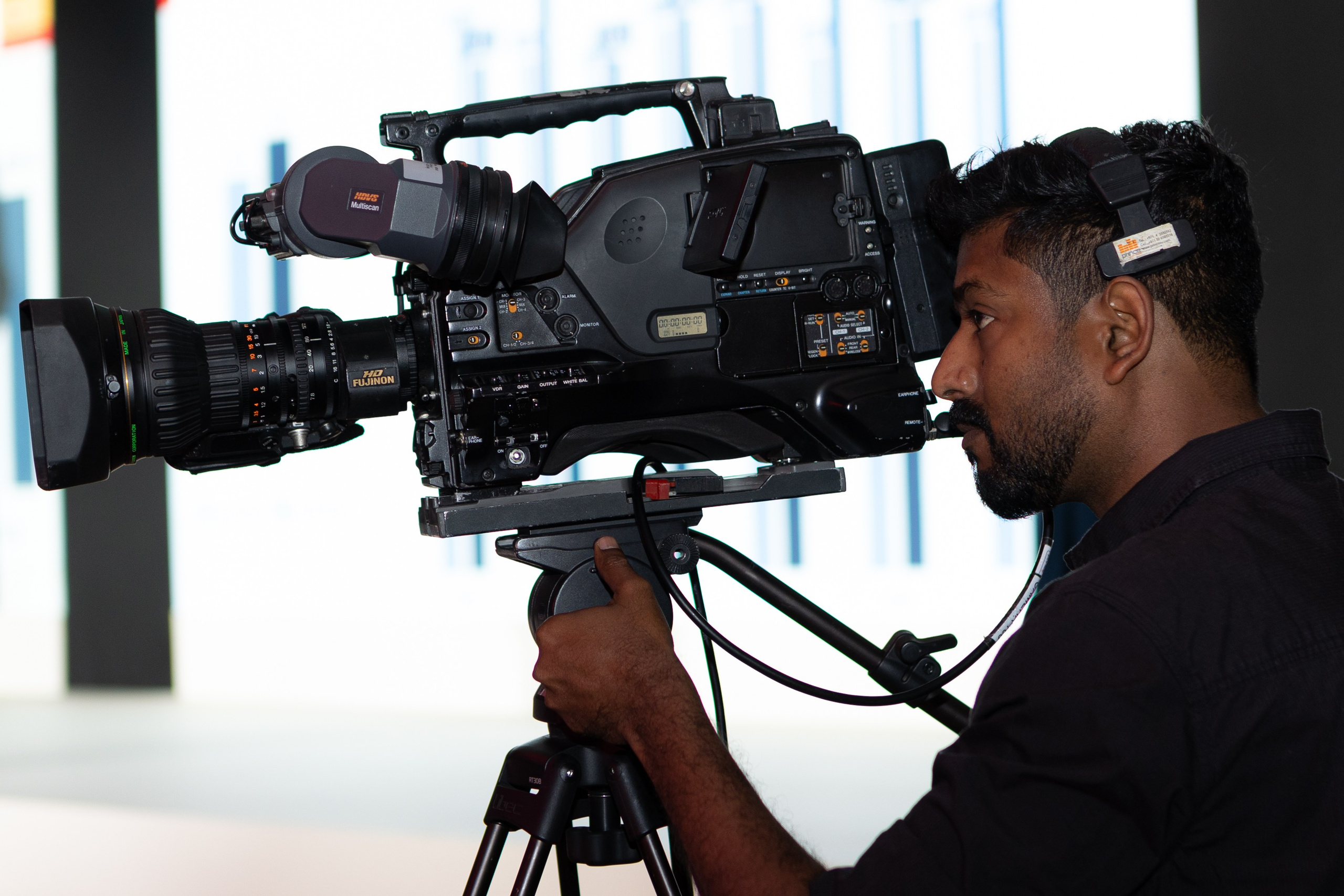 Abu-Dhabi | NA VOLNE Backstage. Фотограф Юлия Назарова