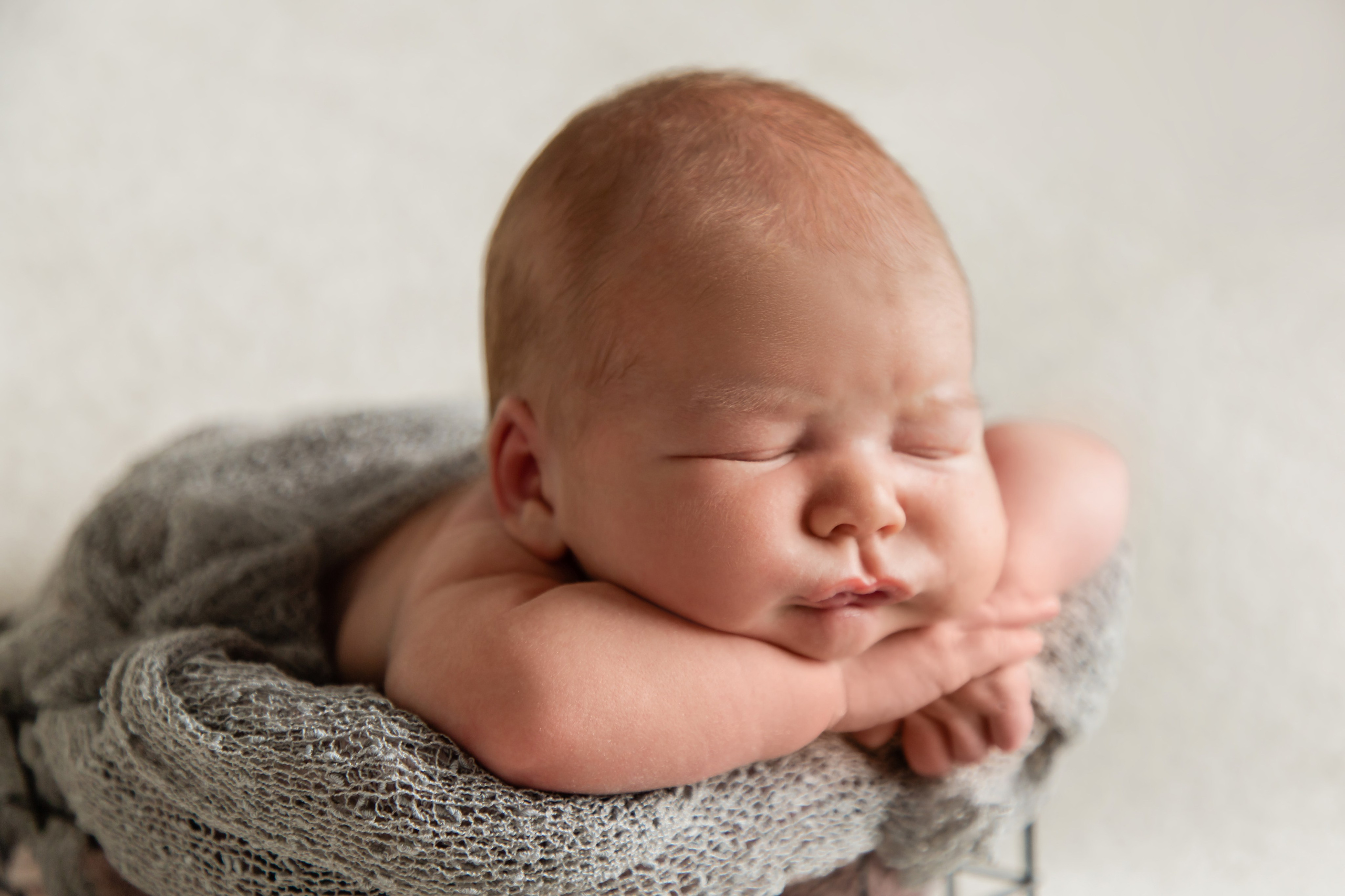 Фотограф новорожденных в Санкт-Петербурге Юлия Резепина