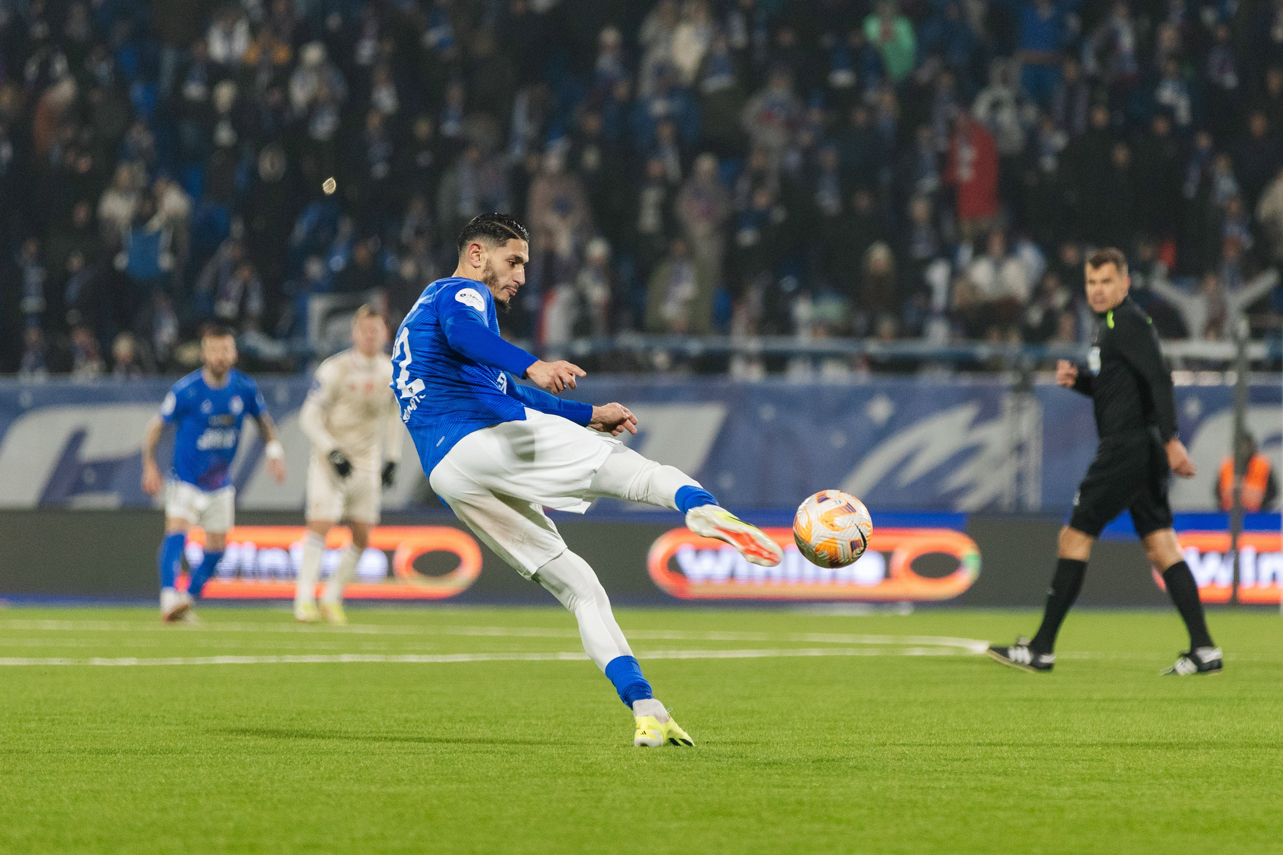 Факел — ЦСКА. Свадебный и репортажный фотограф в Воронеже Сергей Максимов