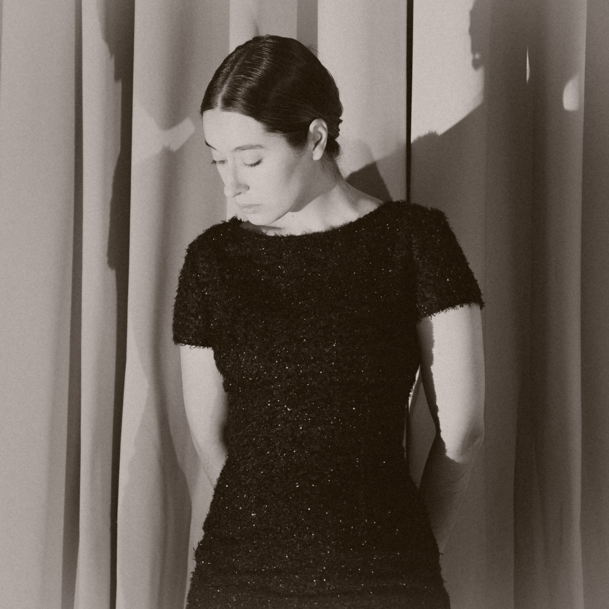 LUSI. TUTSARKIS — Art Director | Stylist | Photographer