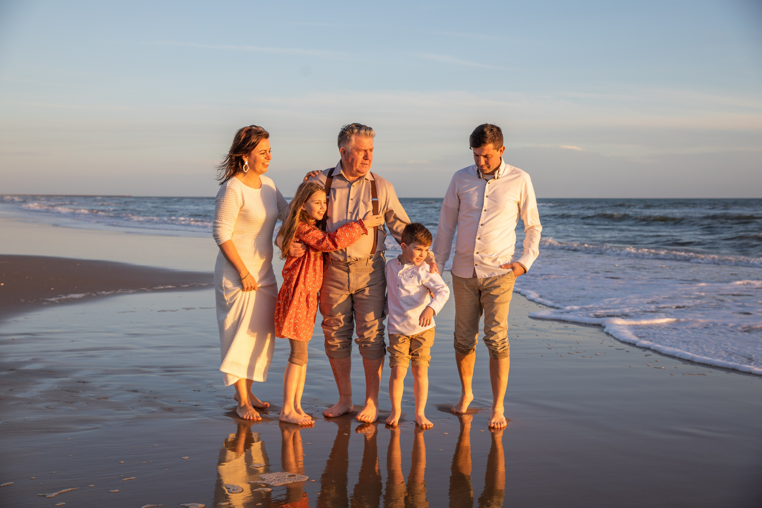 Three Generations by the Ocean. Professional Photographer in Portugal. Oksana Lomnova