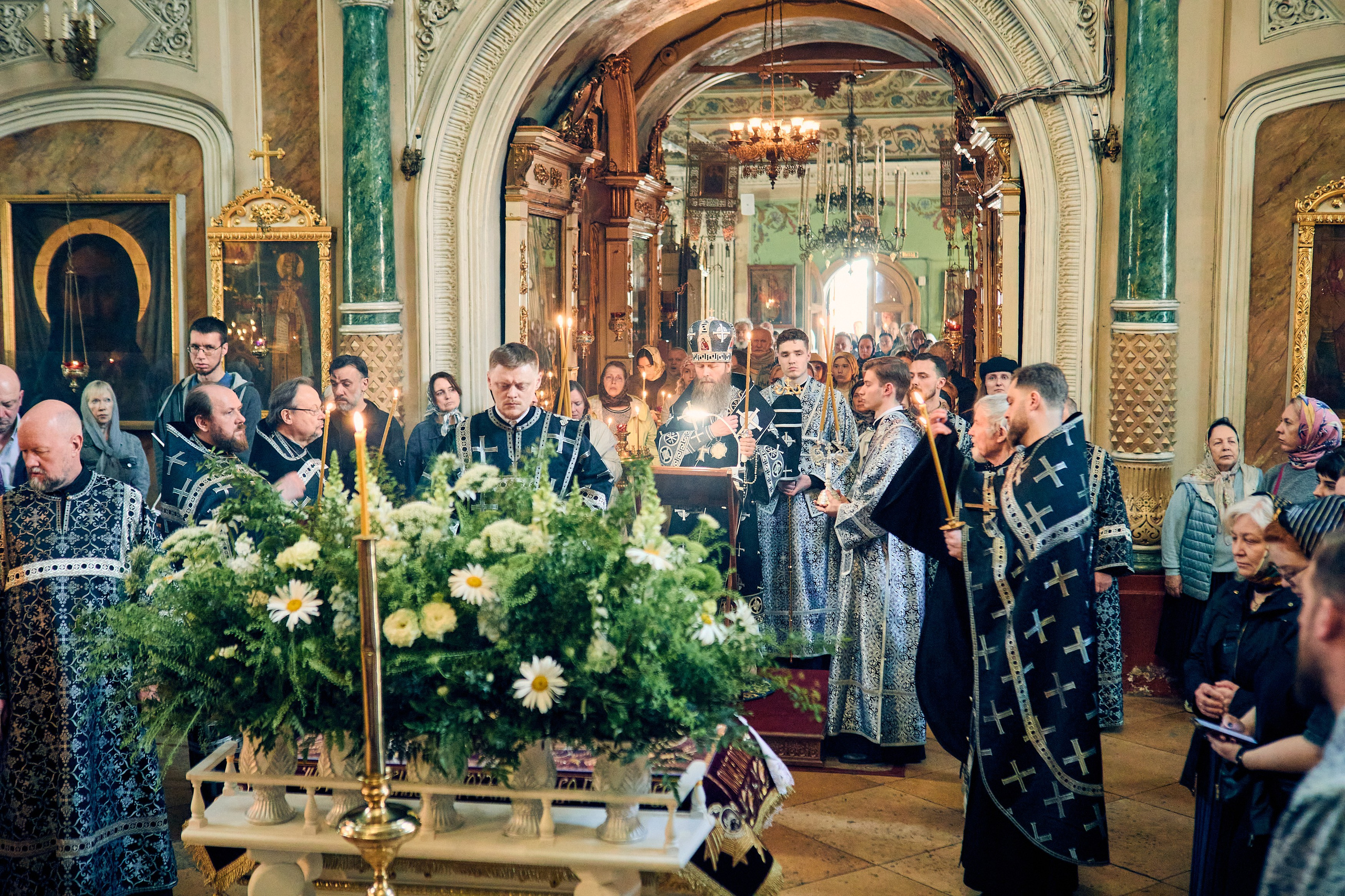 Утреня Погребение Спасителя. DMITRY MOISEENKO — фотограф, художник, топ-стилист