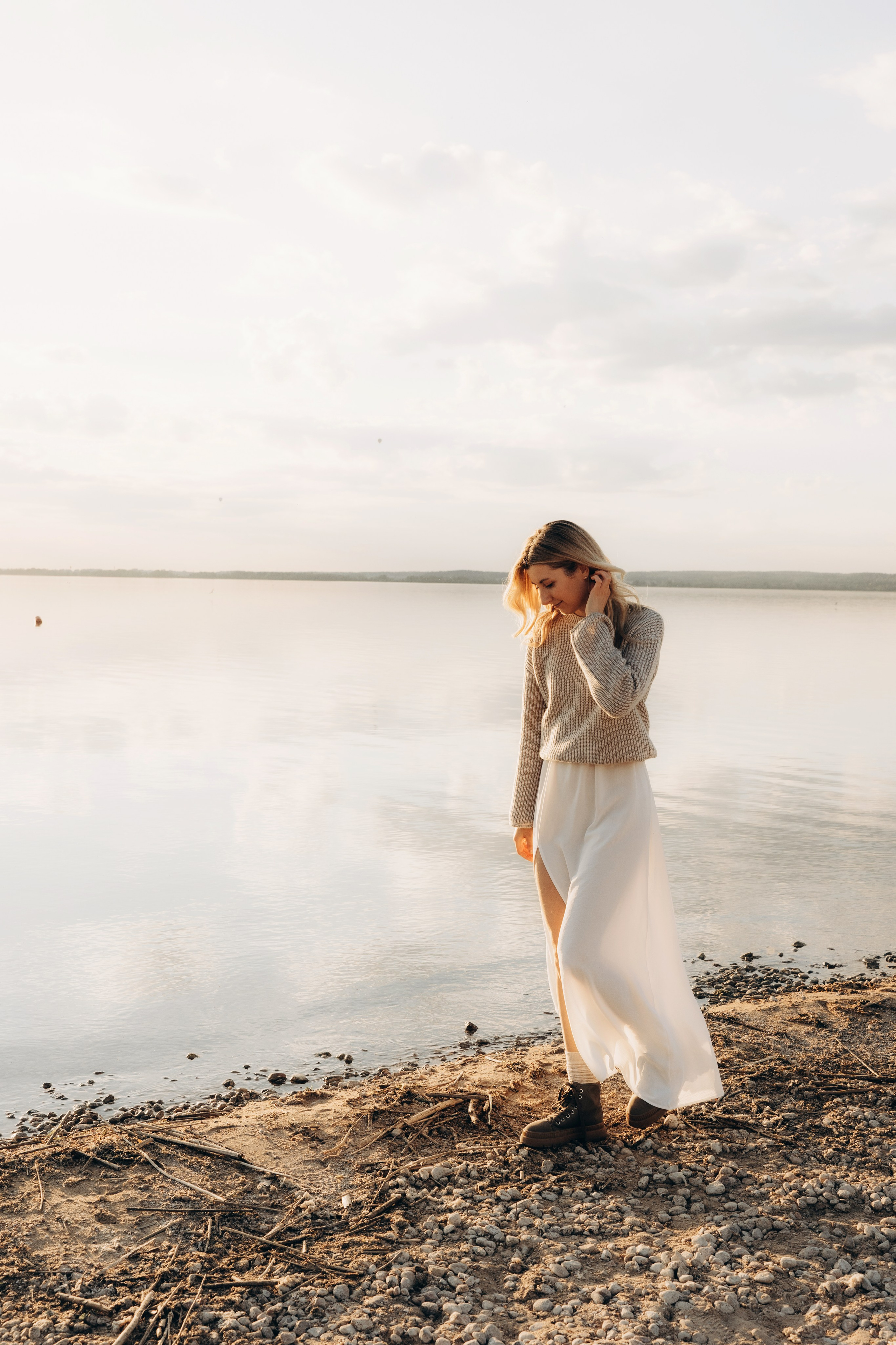 Весеннее тепло семьи на берегу Минского моря. Ваш семейный фотограф в Минске — Вика Трегубова