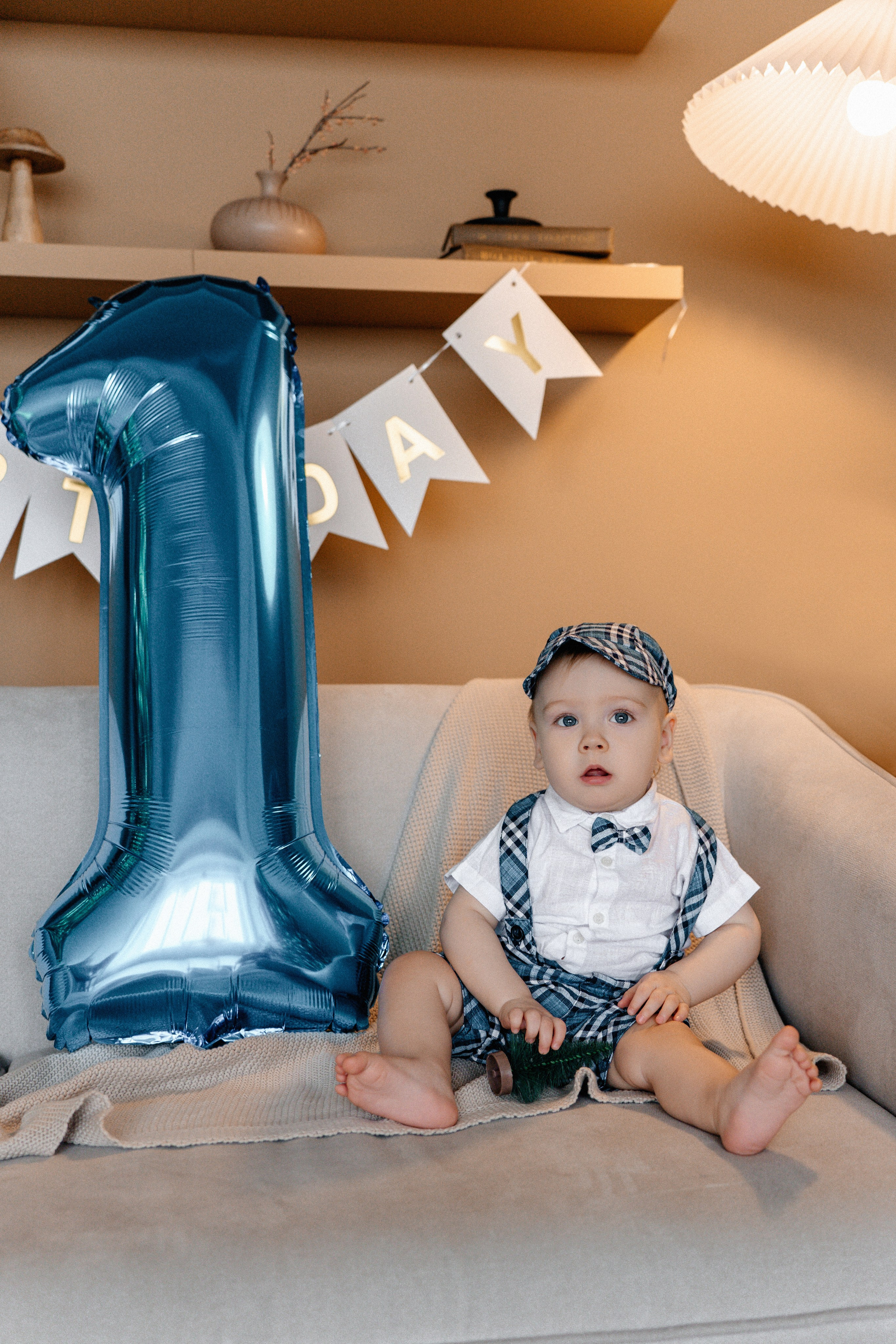 Наш сладкий малютка отметил годик. Ваш семейный фотограф в Минске — Вика Трегубова