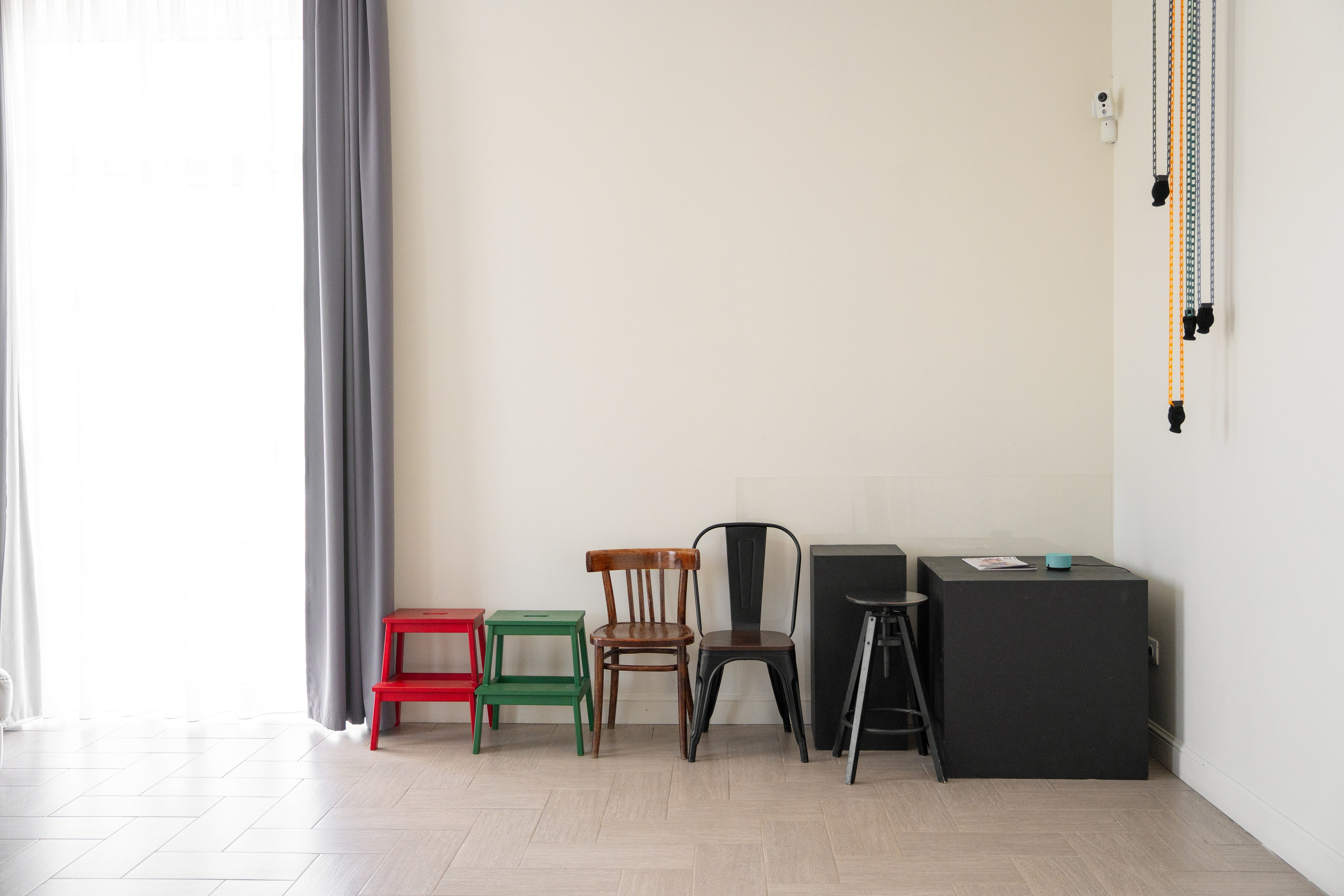 Фотостудия «Леона» зал Промо. Свадебный фотограф в Ростове Александра Груздева