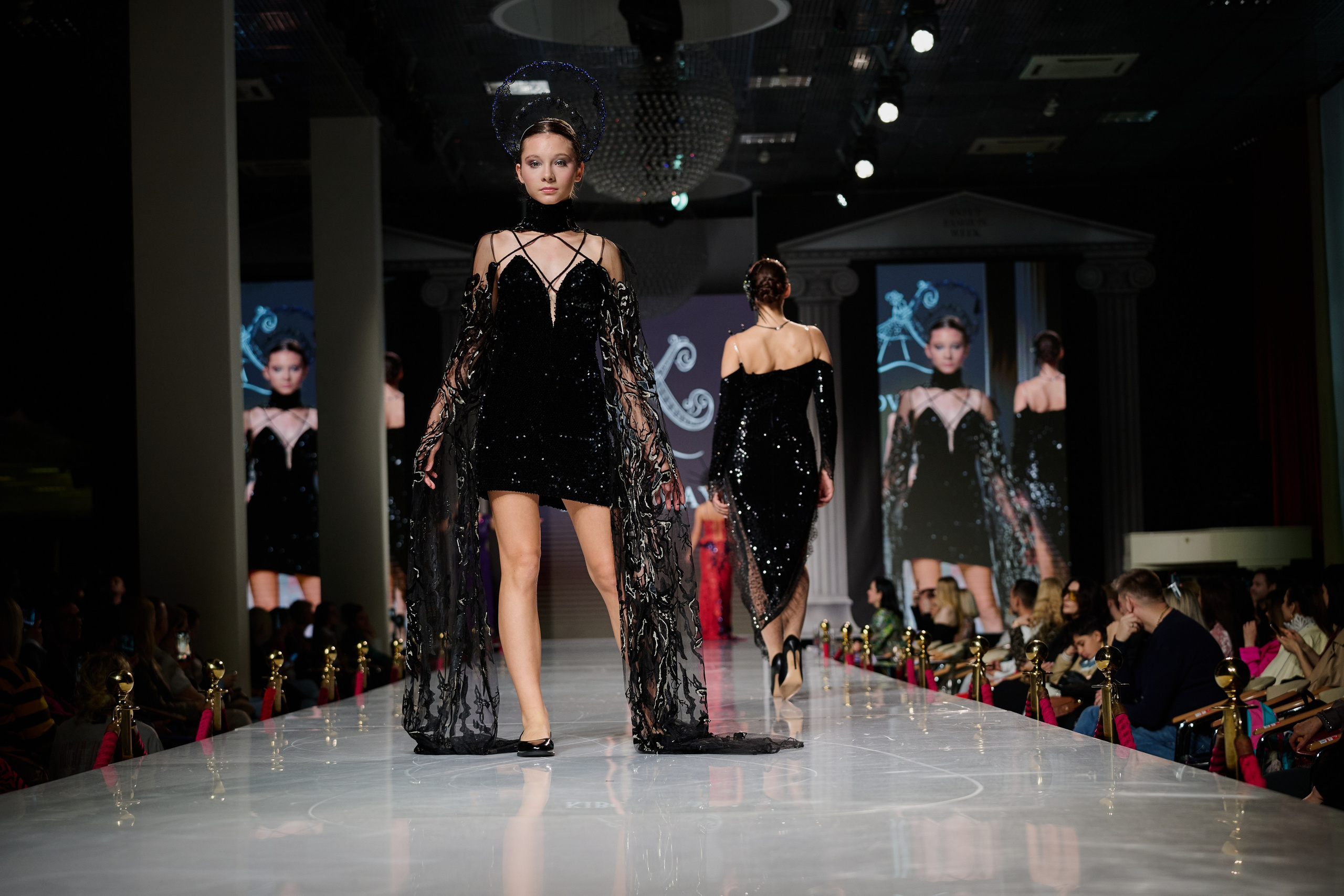 ESTET FASHION WEEK ВЕСНА — 2025. Фотограф Роман Адлер