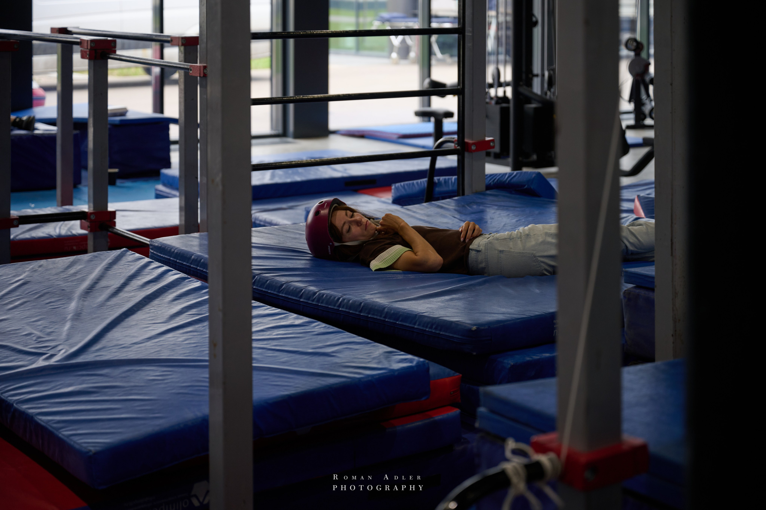 Репортаж со съёмок фильма «Своя в доску». Фотограф Роман Адлер