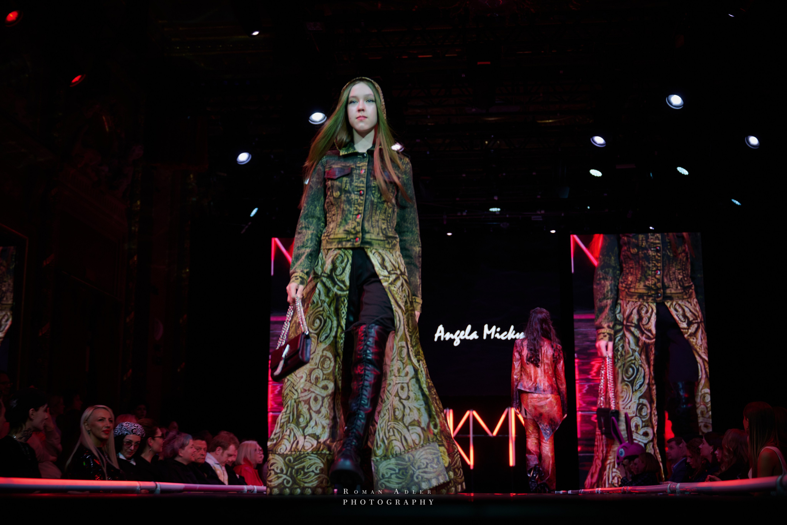 МКММ весна 2025. Фотограф Роман Адлер