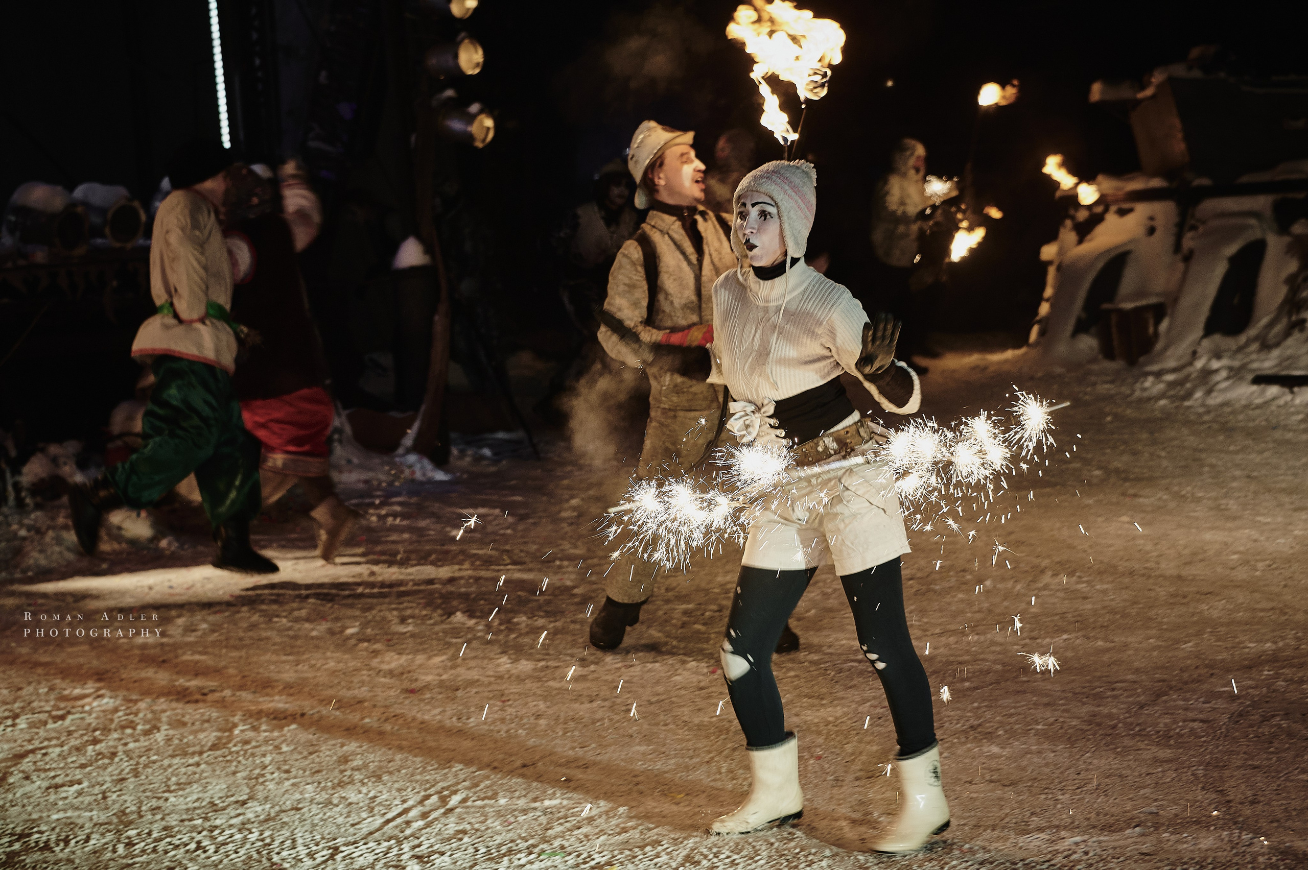 Новогодняя сказка от Ночных волков. Фотограф Роман Адлер