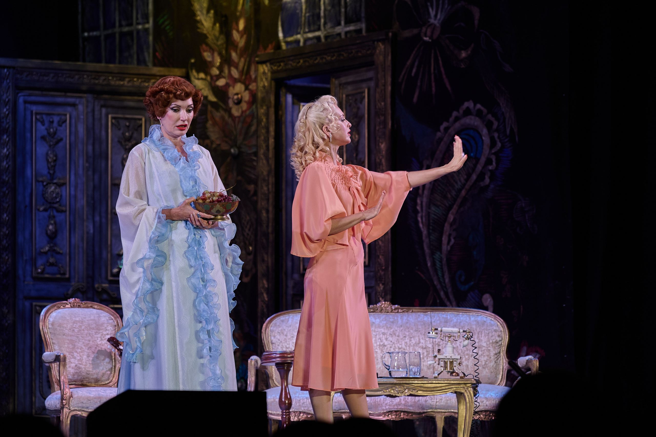 Спектакль «Товарищ». Фотограф Роман Адлер