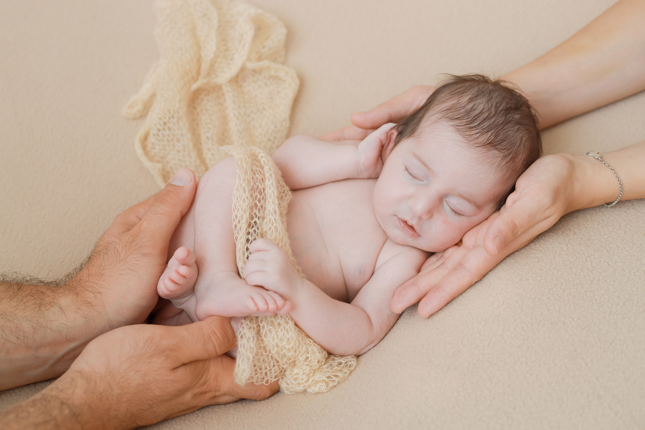 Ньюборн съёмка в студии. Семейный и Детский фотограф в Краснодаре Дарья Насаченко