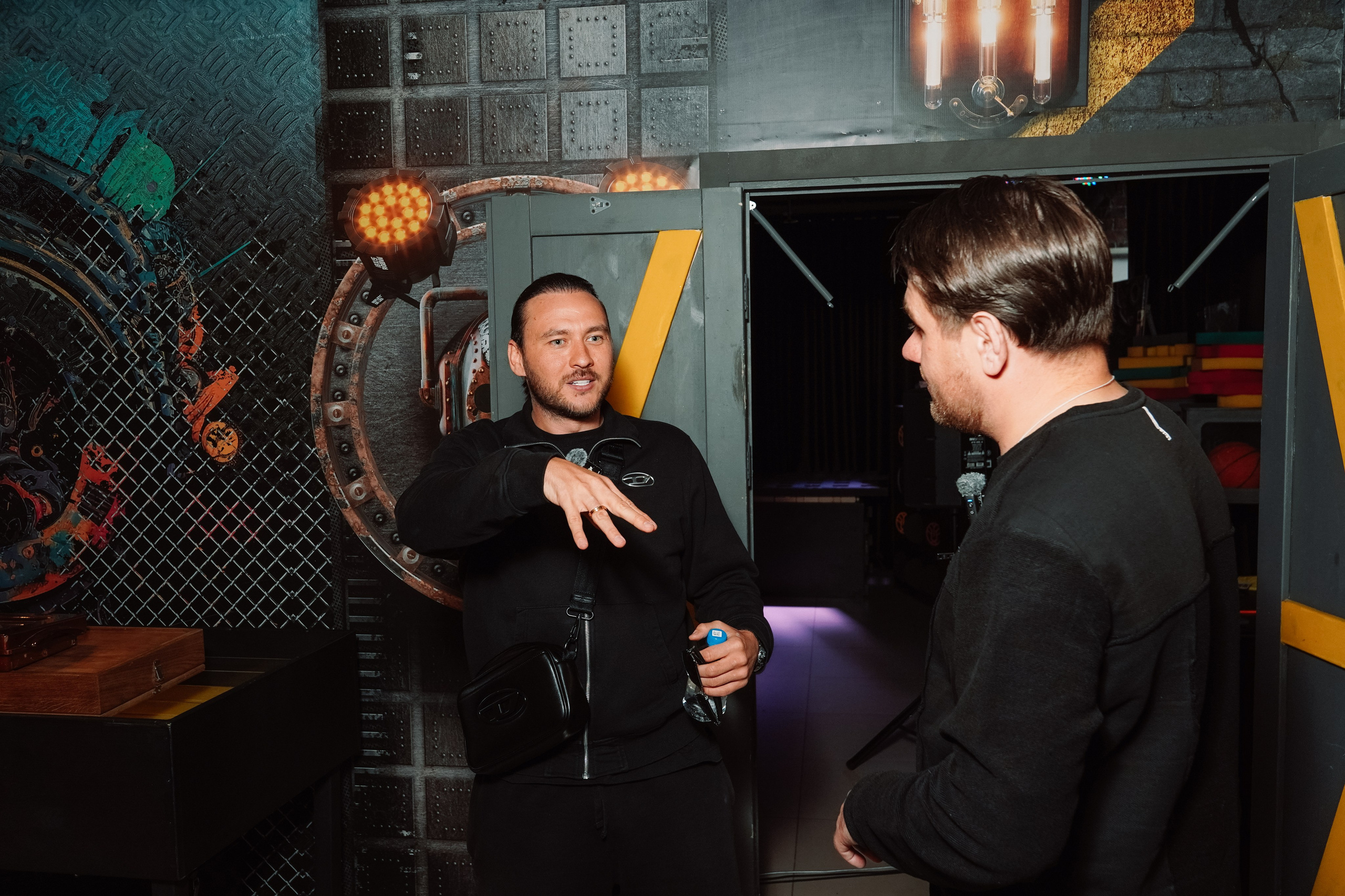 PEKA_POHUDEL. Фото | Видео Контент Мишель Ватаманюк