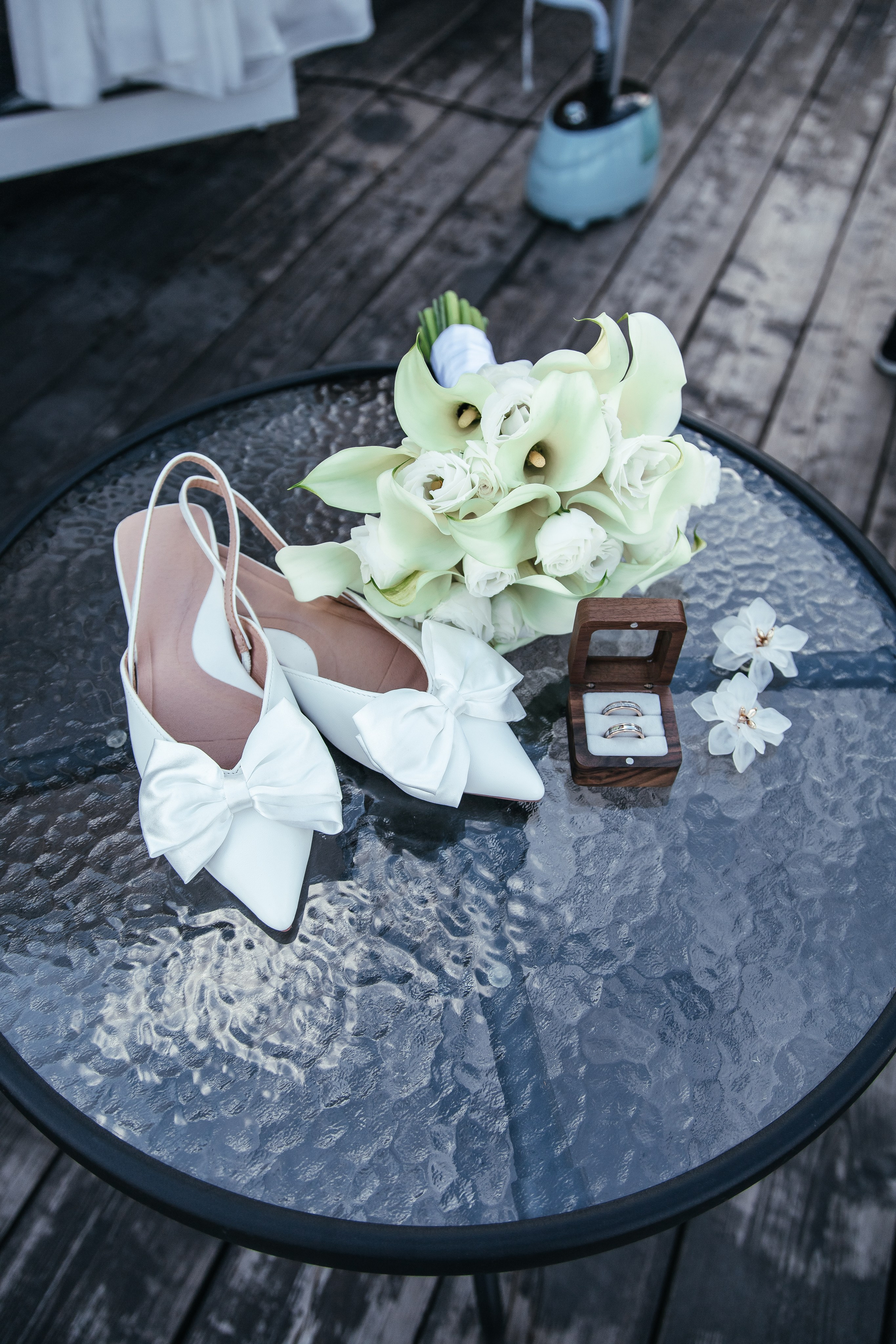 A & V. Street photographer