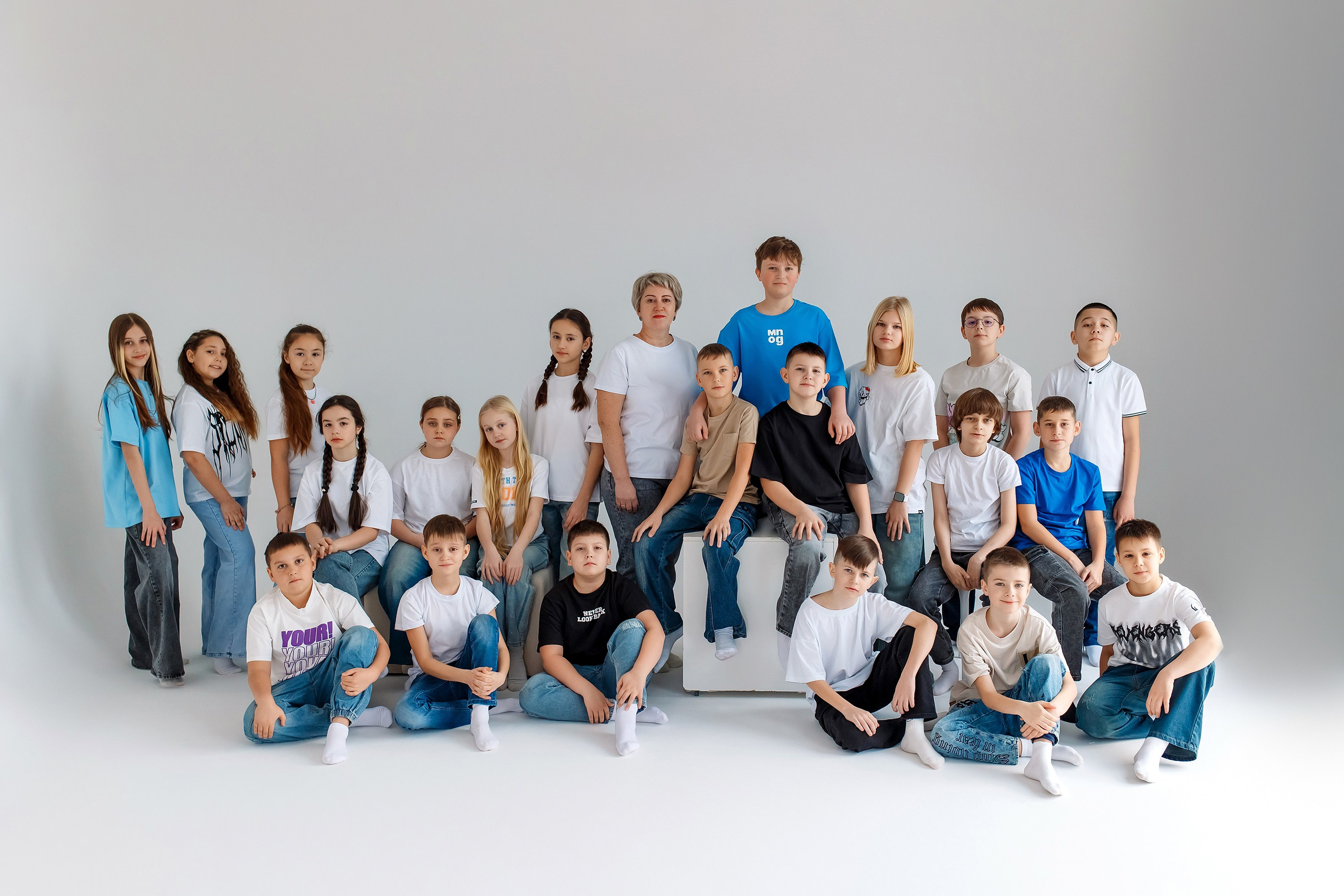 4 класс съемка в фотостудии. Фотограф Любовь Корниенко, Примоский край