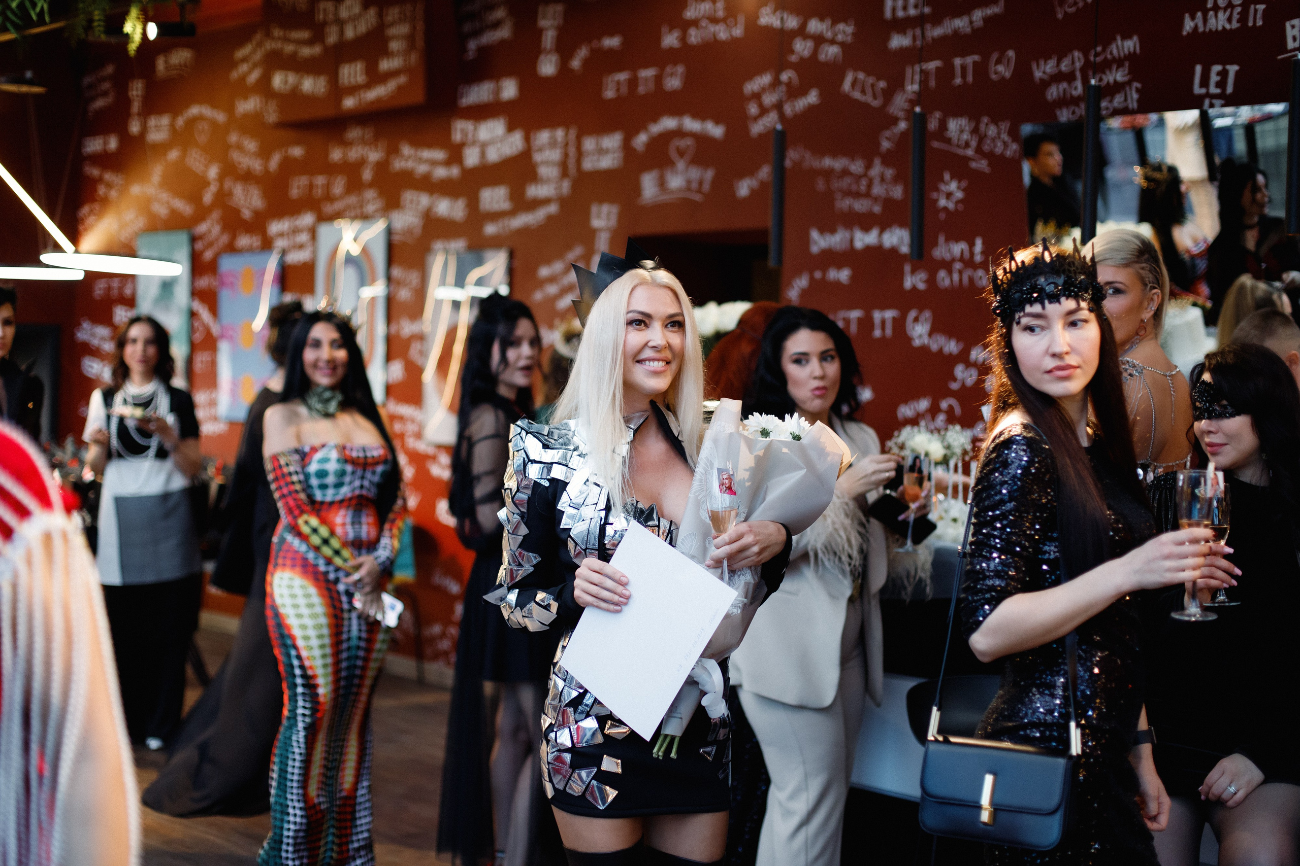 QUEEN KHV [12 ЛЕТ]. СВОИ. ФОТООТЧЕТЫ-СОБЫТИЯ-МЕСТА