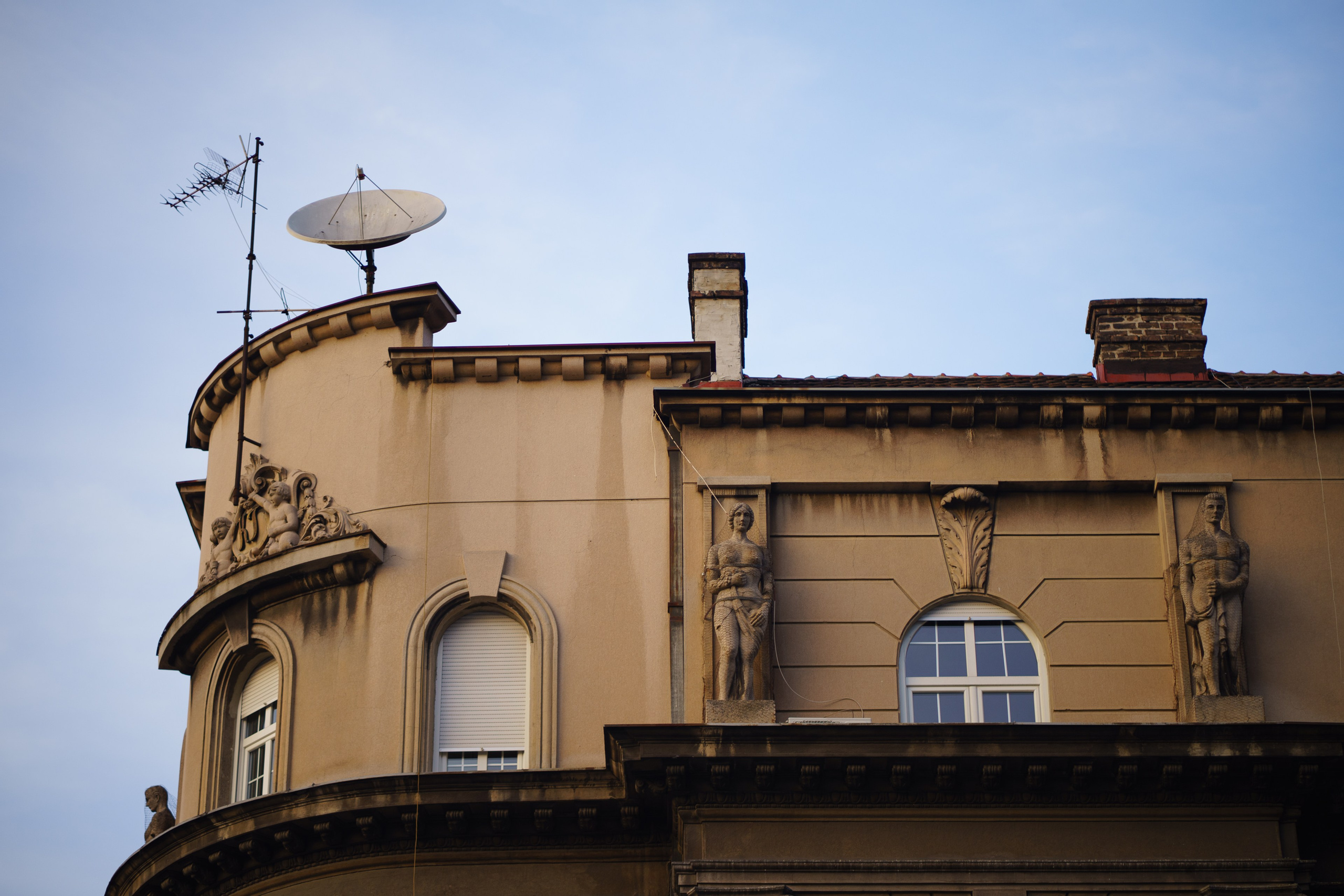 Urban and Street. Oleg Kozachok — Photographer with Protanopia | Portraits, Texture & Light