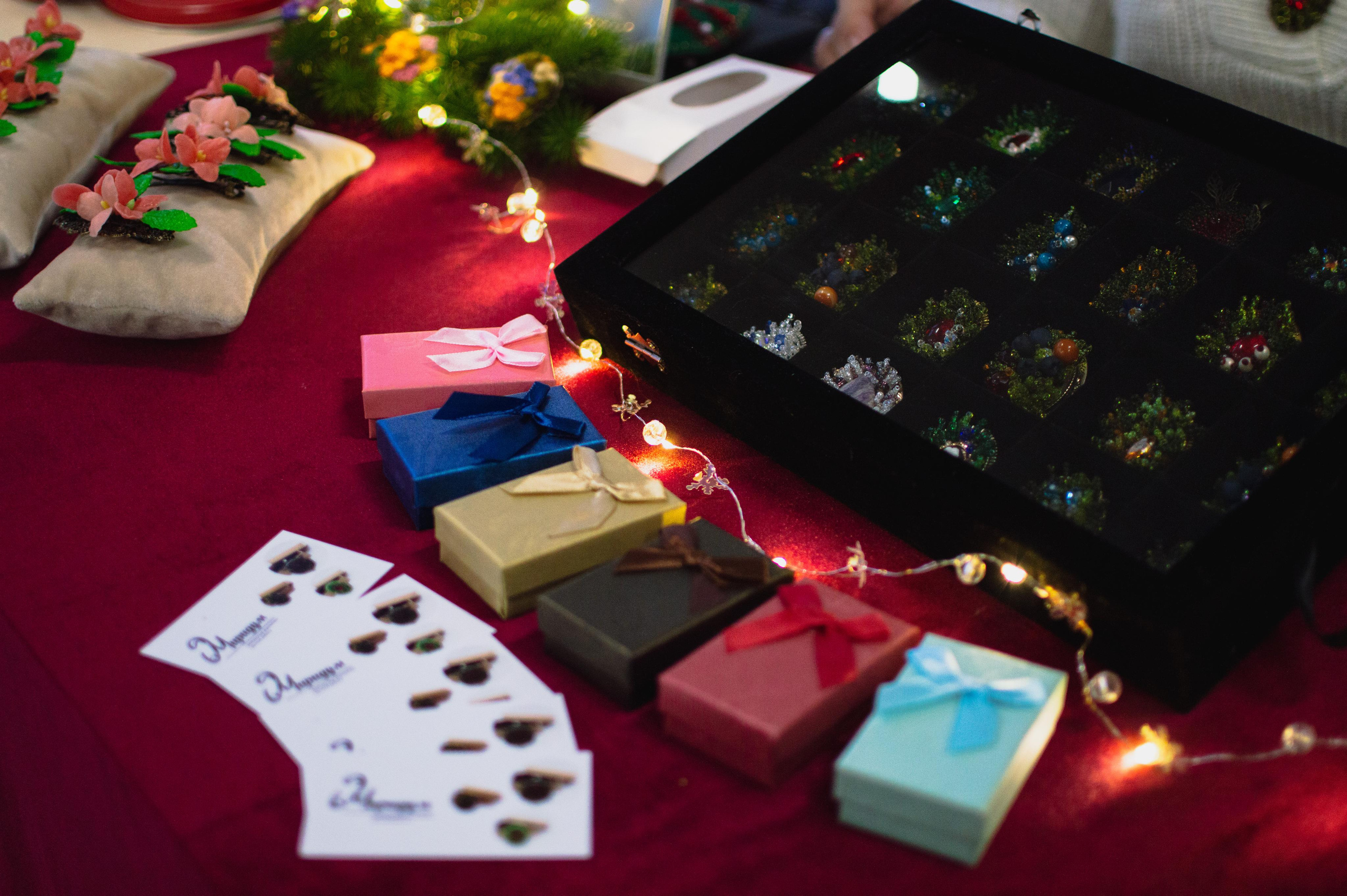 Новогодняя ярмарка в Лофт проект Этажи. Портретный фотограф в Санкт-Петербурге Аласкарова Алессия