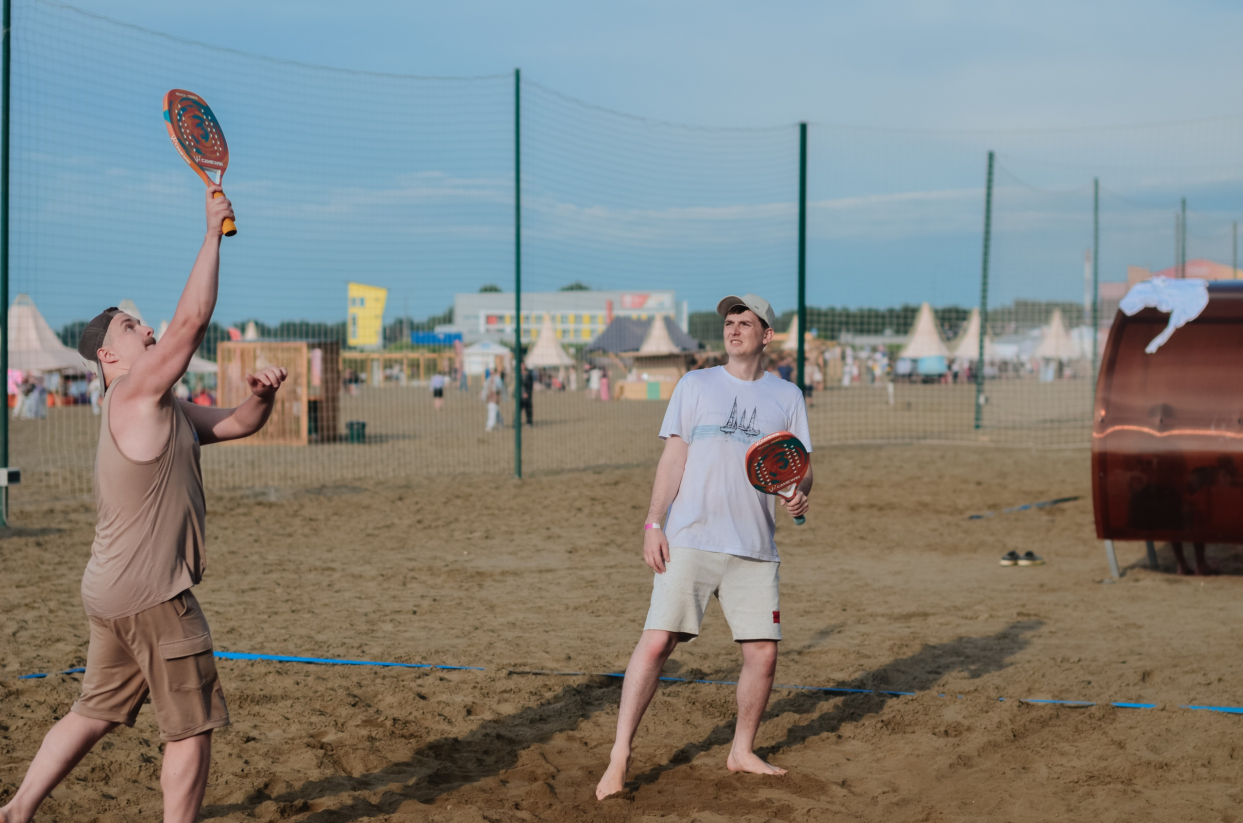 Фестиваль «Грань» 2025. Спортивная площадка. Денисова Аля — фотограф для парных съемок и индивидуальных историй в Барнауле