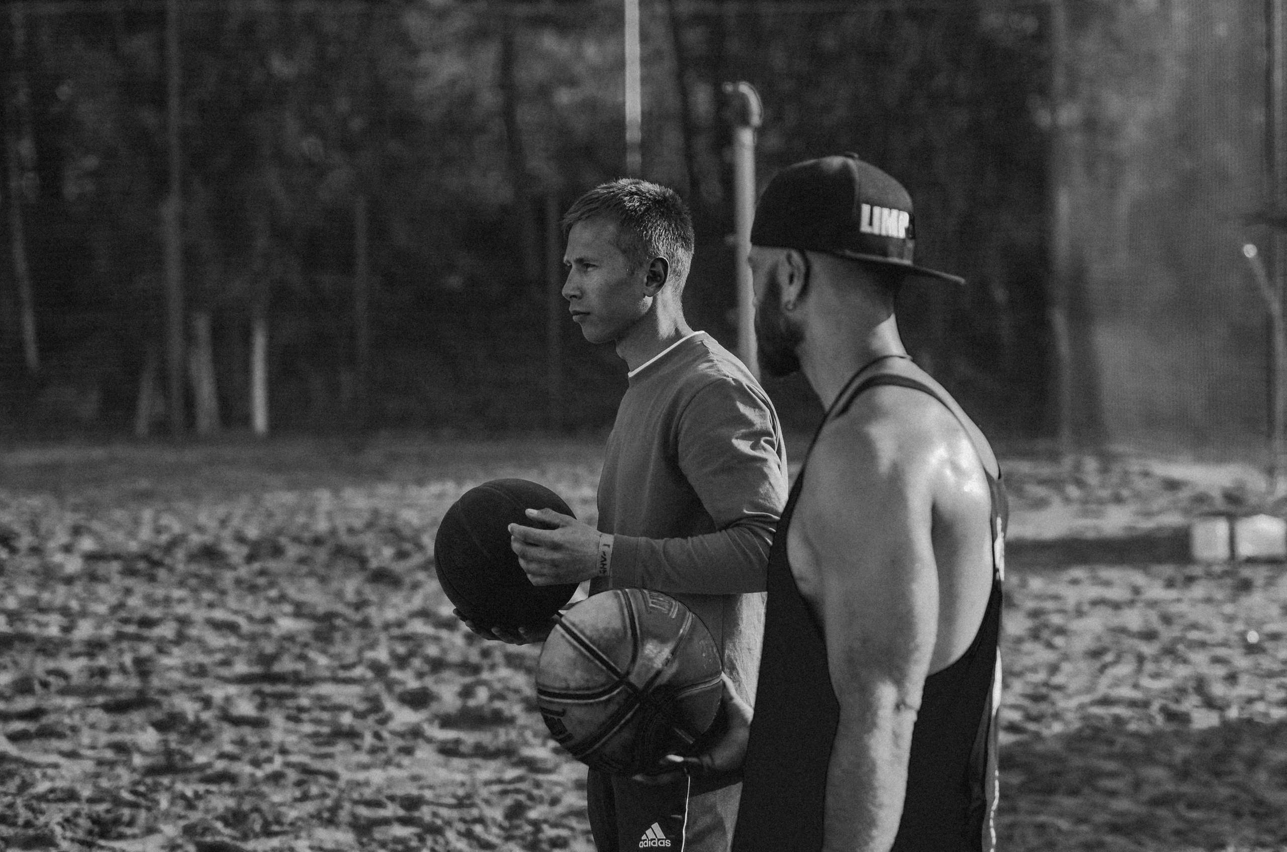 Фестиваль «Грань» 2025. Спортивная площадка. Денисова Аля — фотограф для парных съемок и индивидуальных историй в Барнауле